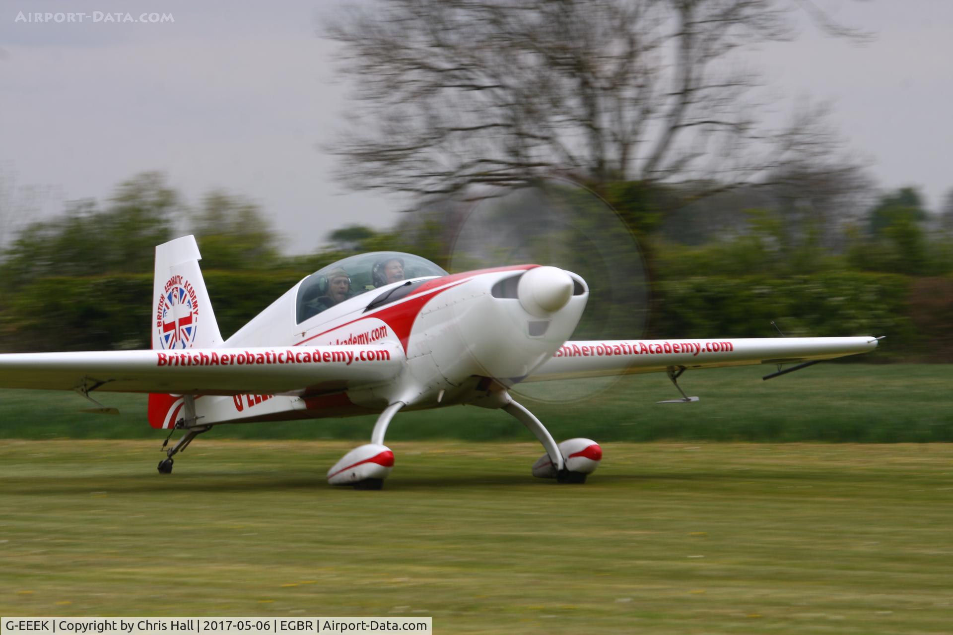 G-EEEK, 2006 Extra EA-300/200 C/N 1034, Breighton