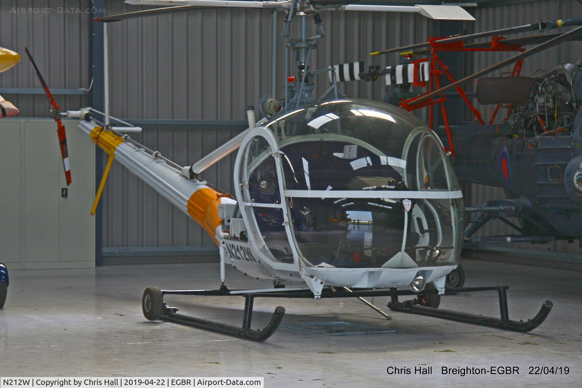 N212W, Hiller UH-12A C/N 237, Breighton