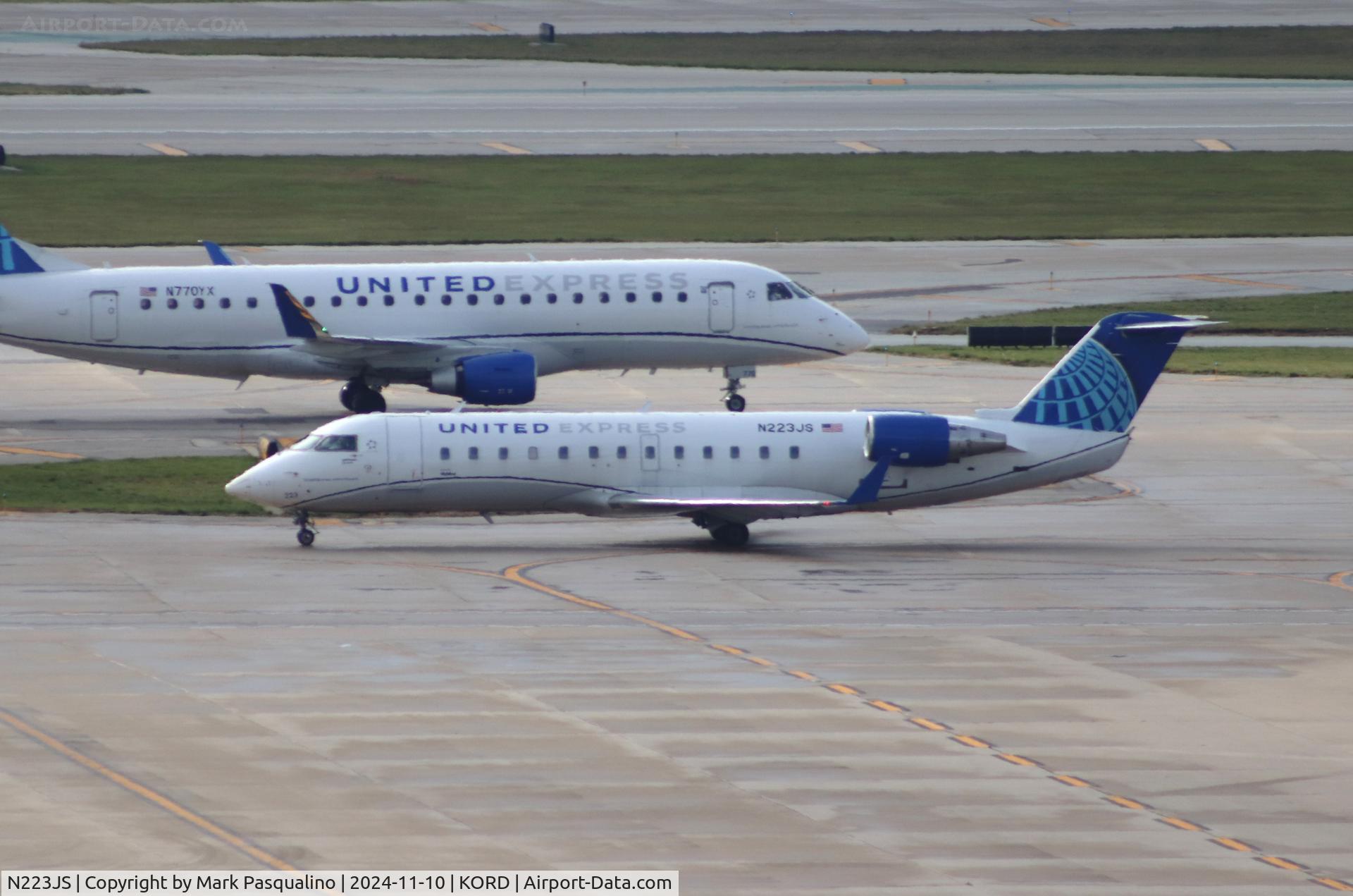 N223JS, 2004 Bombardier CRJ-200ER (CL-600-2B19) C/N 7892, CL-600-2B19