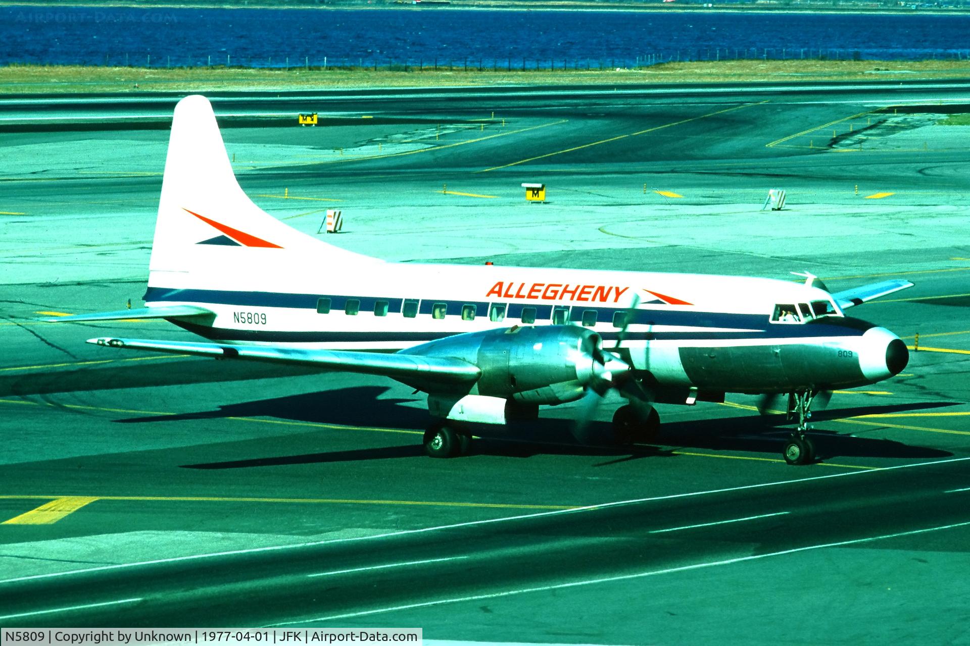 N5809, 1952 Convair 580 C/N 17, JFK 4.1977