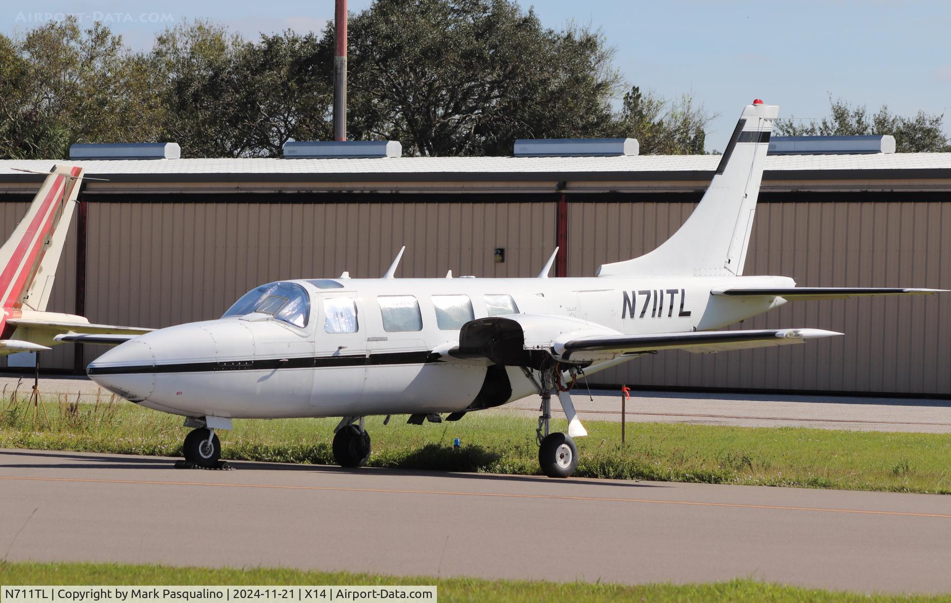 N711TL, 1984 Piper PA-60-700P Aerostar C/N 60-8423017, Piper PA-60-700P