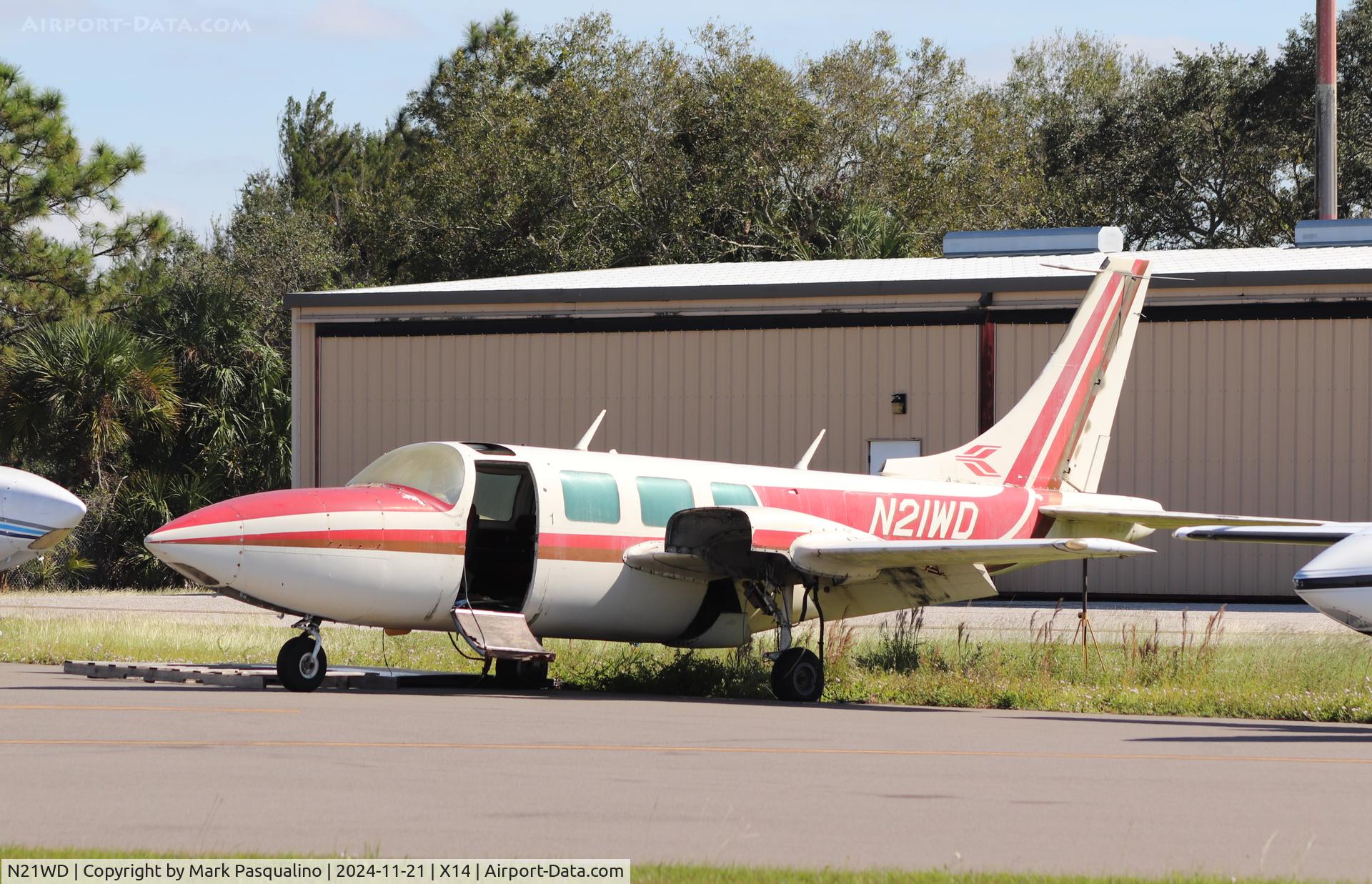 N21WD, 1975 Smith Aerostar 600 C/N 60-0197-087, Aerostar 600