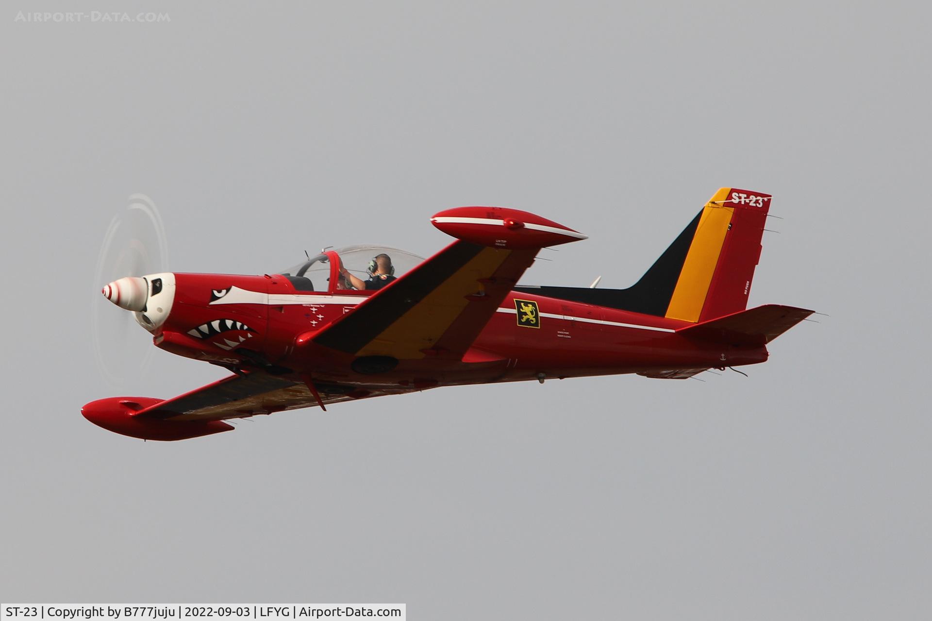 ST-23, SIAI-Marchetti SF-260M C/N 10-23, at Cambrai 2022 airshow