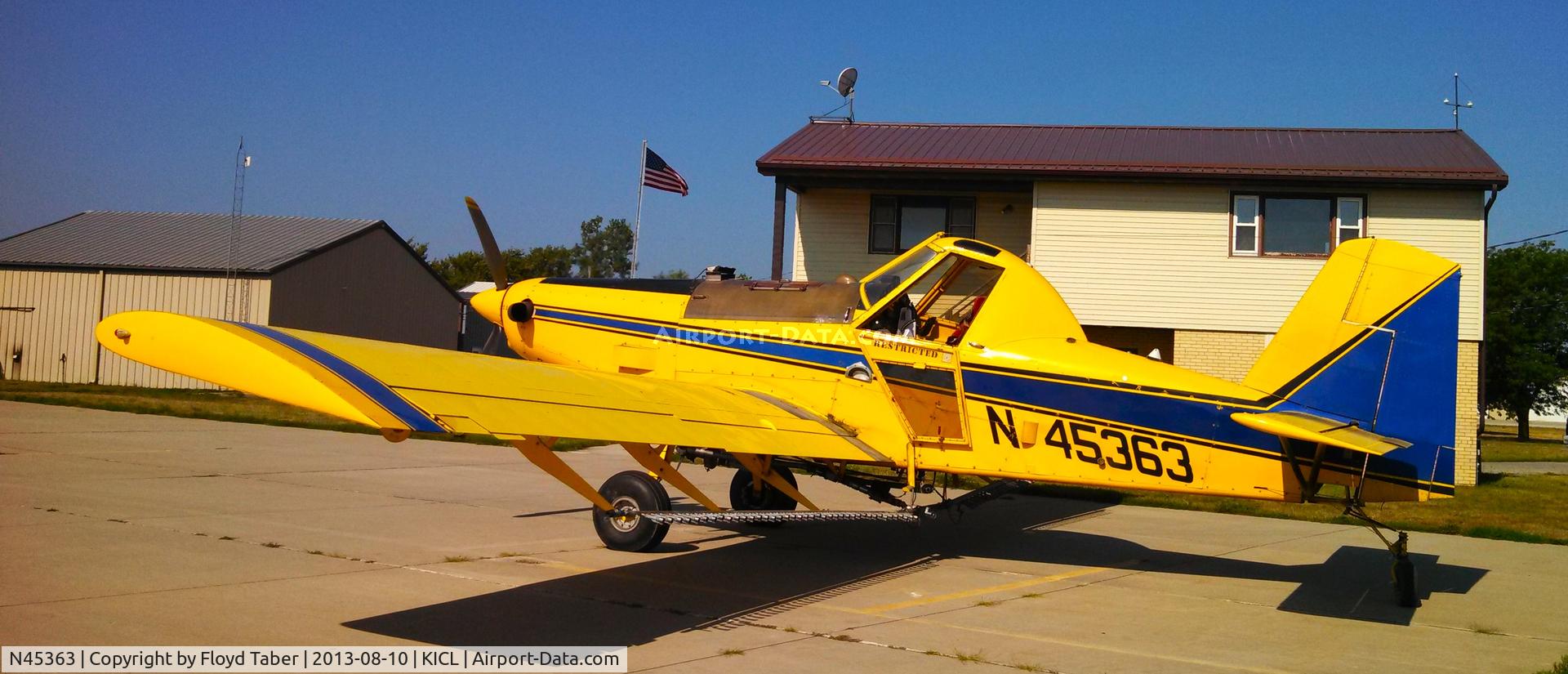 N45363, 1990 Air Tractor AT-402 C/N 402-0774, Crop dusting here in SW Iowa