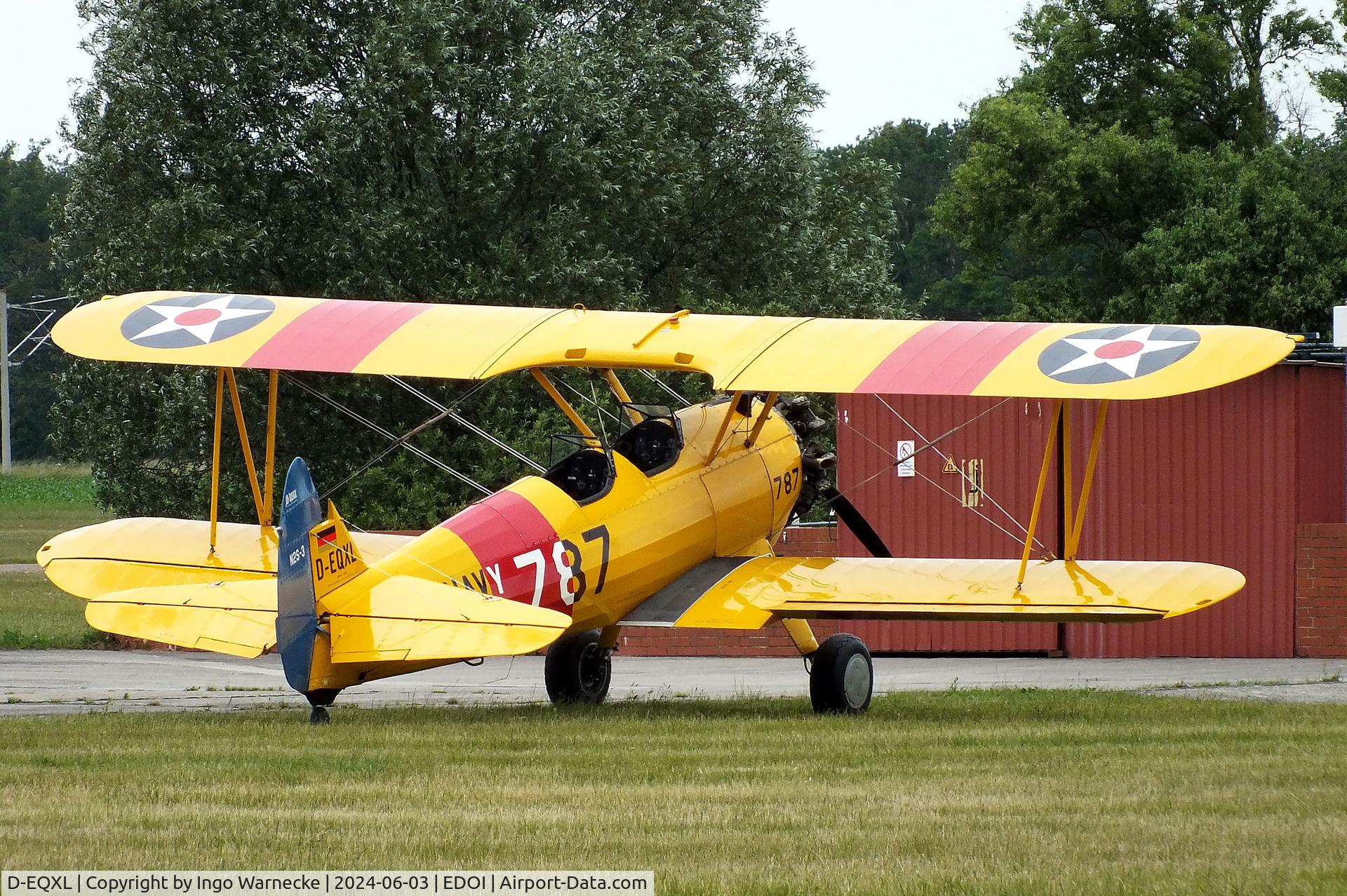 D-EQXL, Boeing N2S-4 Kaydet (A75N1) C/N 75-658, Boeing (Stearman) A75N1 / PT-17 / N2S-3 at Bienenfarm airfield (home of part of the collection of Quax, association for the promotion of historic aircraft e.V.), Paulinenaue