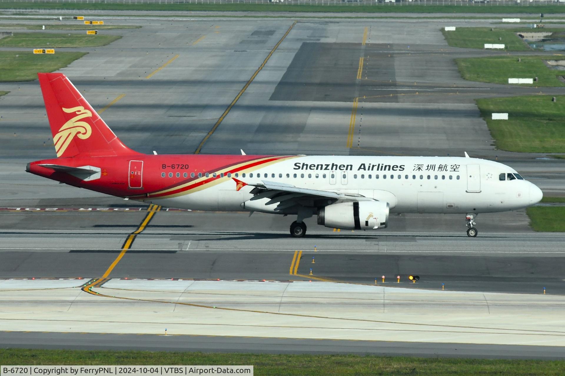 B-6720, 2010 Airbus A320-232 C/N 4474, Shenzhen A320 landing