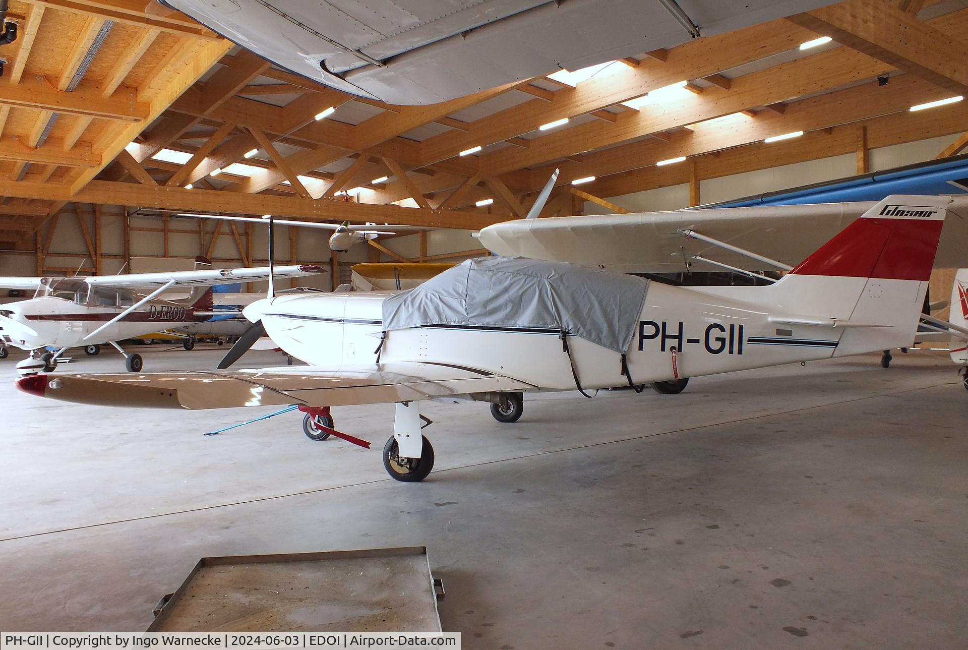 PH-GII, Stoddard-Hamilton Glasair Super II RG C/N 1116, Stoddard-Hamilton Glasair Super II RG at Bienenfarm airfield (home of part of the collection of Quax, association for the promotion of historic aircraft e.V.), Paulinenaue