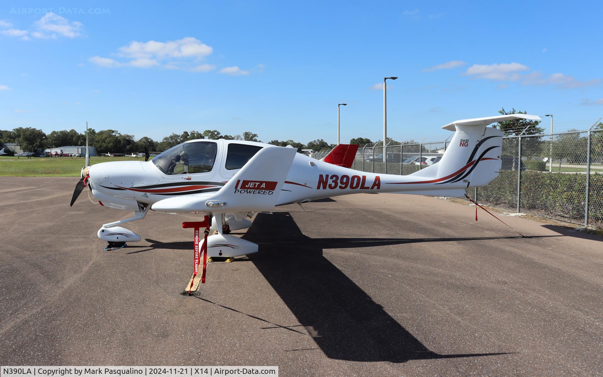 N390LA, 2020 Diamond DA 40 NG C/N 40.NC090, Diamond DA 40 NG