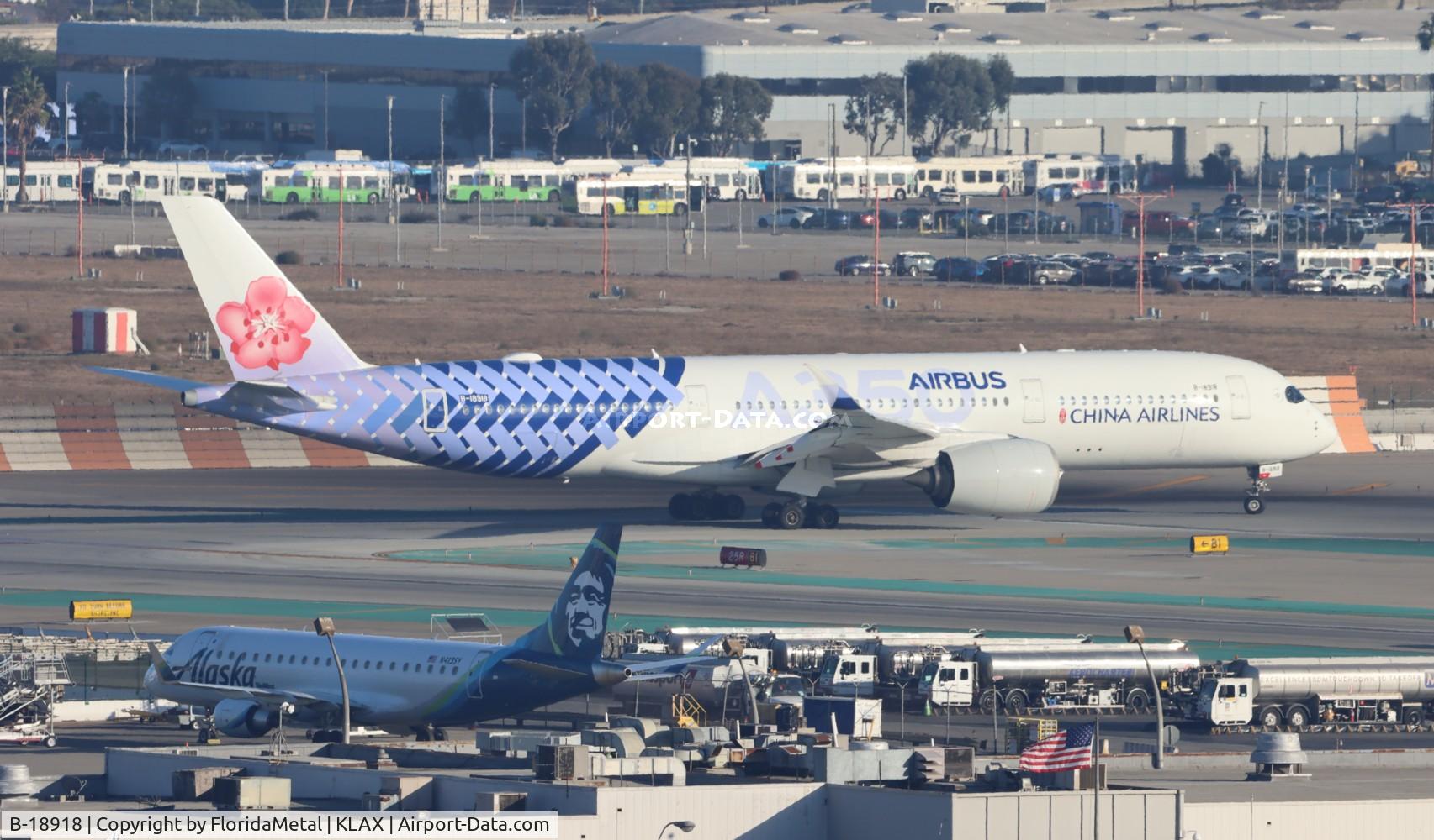 B-18918, 2018 Airbus A350-941 C/N 239, Carbon CAL A359 zx lax-tpe, rctp
