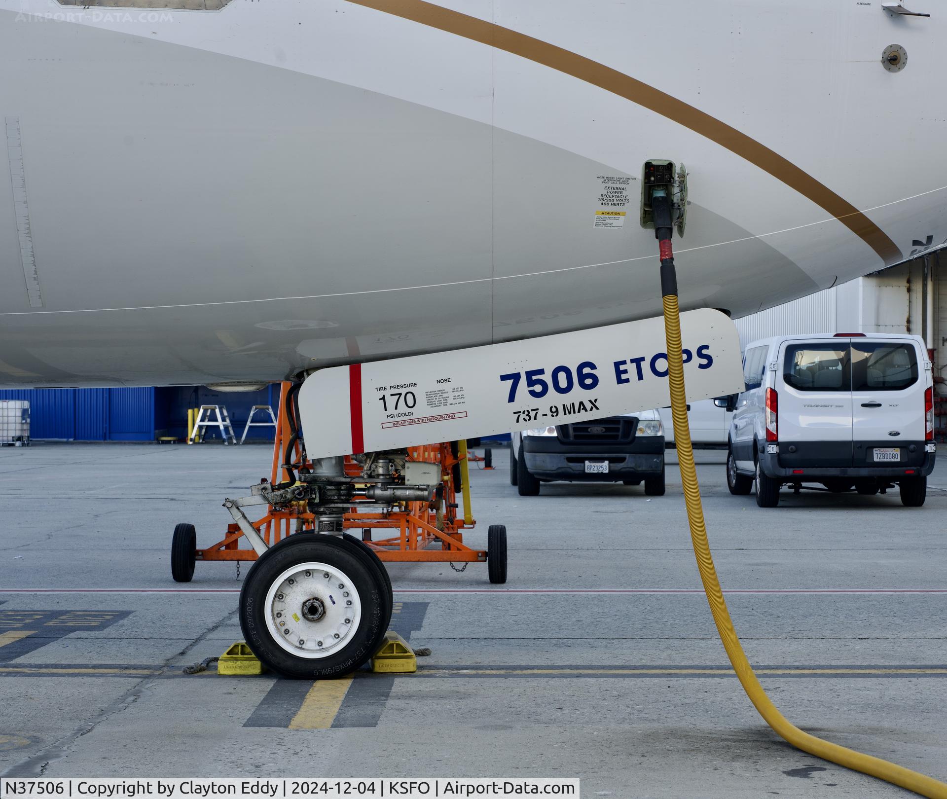 N37506, 2018 Boeing 737-9 MAX C/N 43432, SFO 2024.