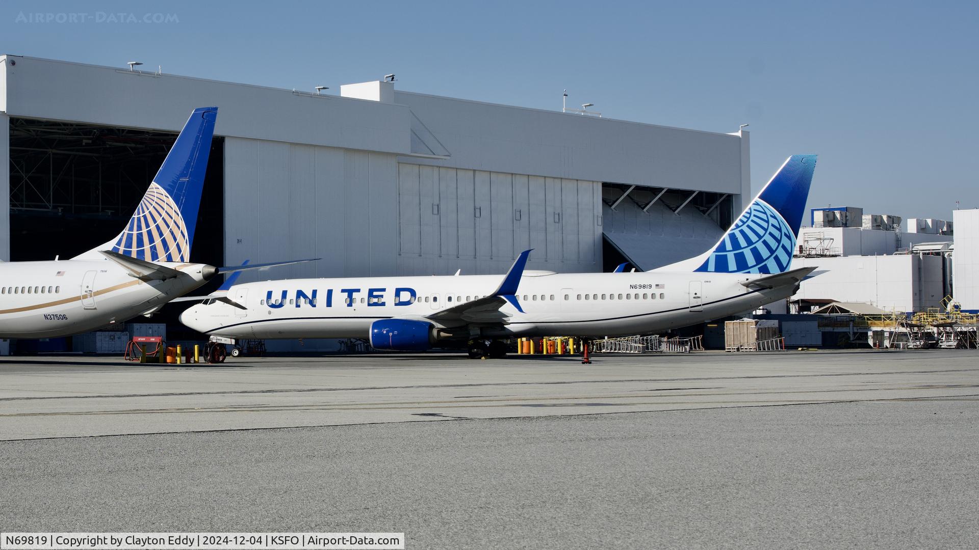N69819, 2014 Boeing 737-924/ER C/N 43533, SFO 2024.