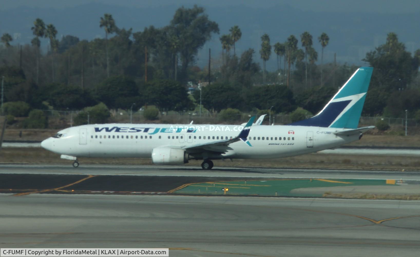C-FUMF, 2014 Boeing 737-8CT C/N 60128, WJA 738 zx lax-yyc