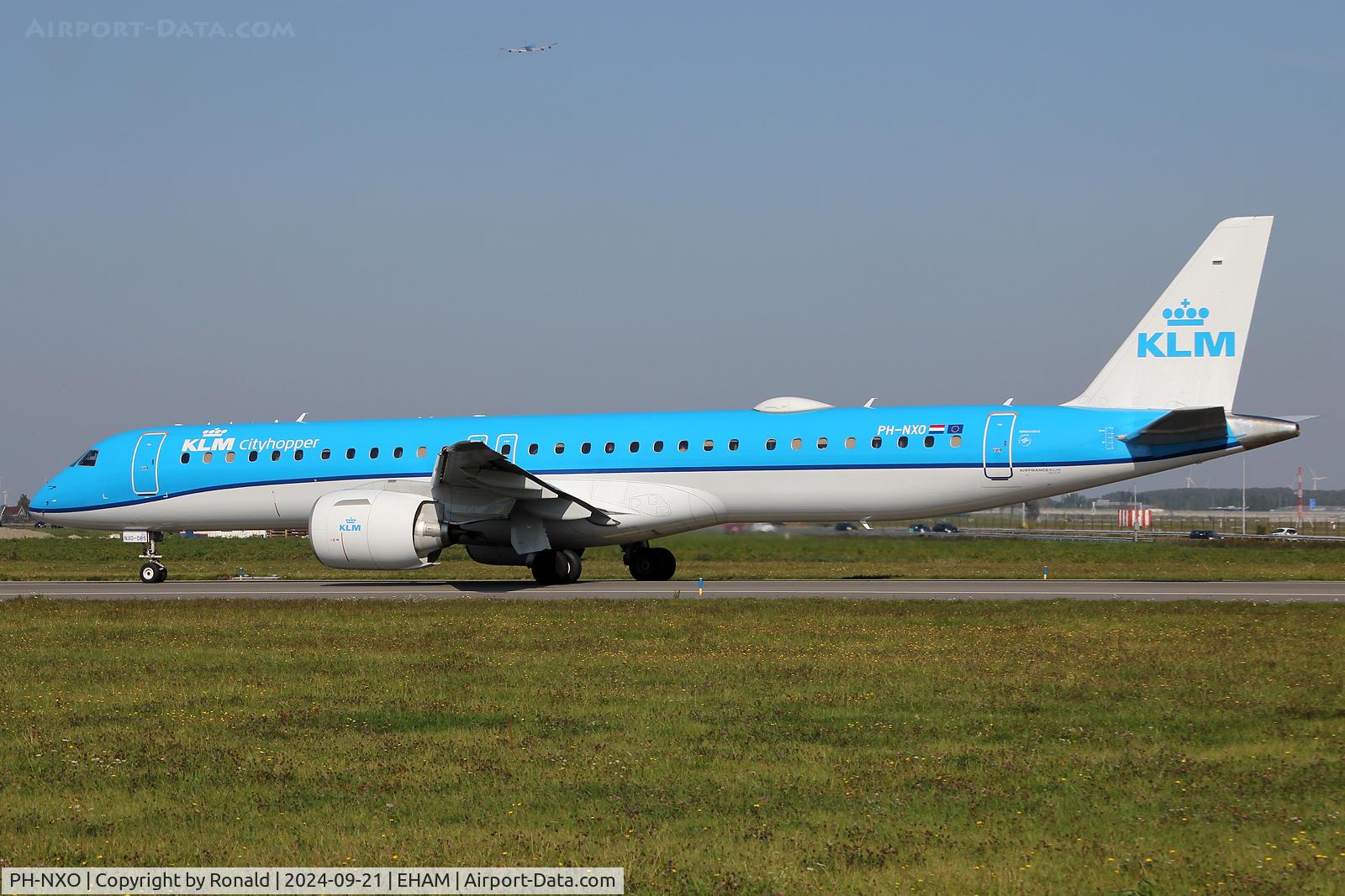 PH-NXO, 2023 Embraer E195-E2 C/N 19020085, at eham