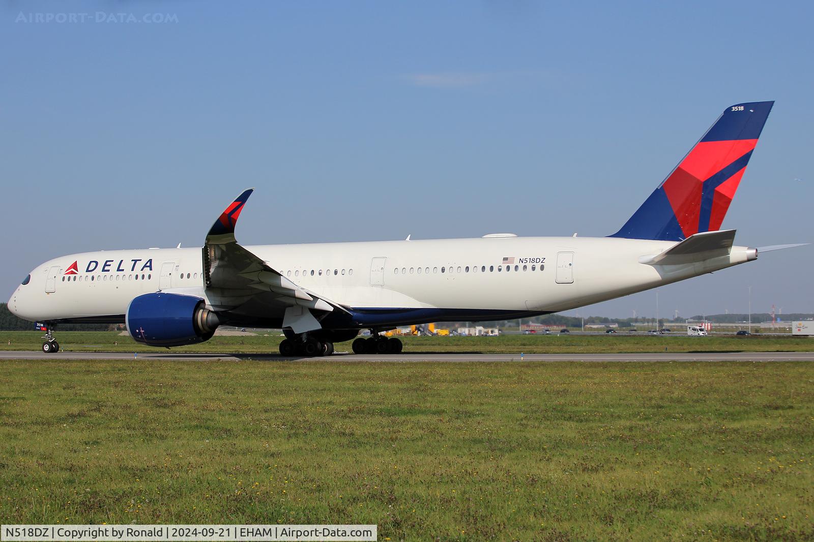 N518DZ, 2022 Airbus A350-941 C/N 580, at eham