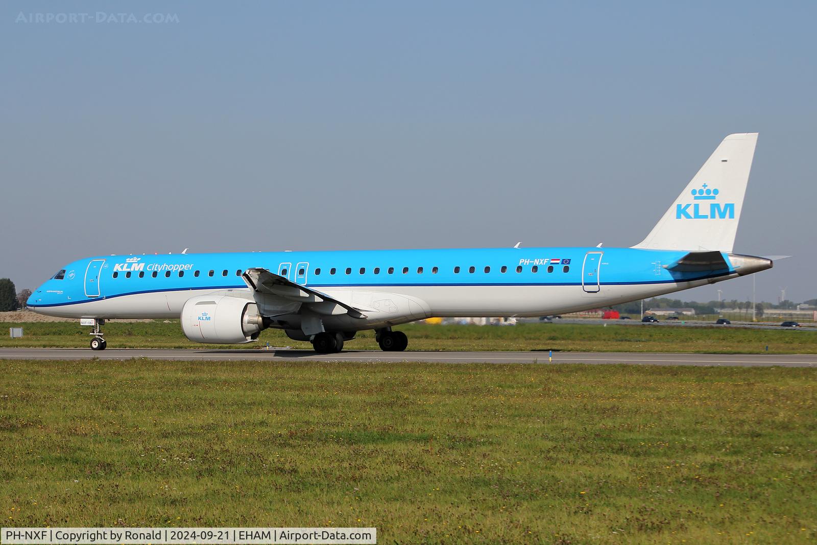 PH-NXF, 2021 Embraer E195-E2 (ERJ-190-400STD) C/N 19020061, at eham