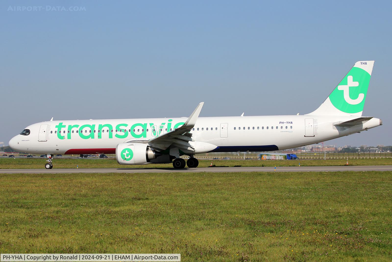 PH-YHA, Airbus A321-252NX C/N 11919, at eham