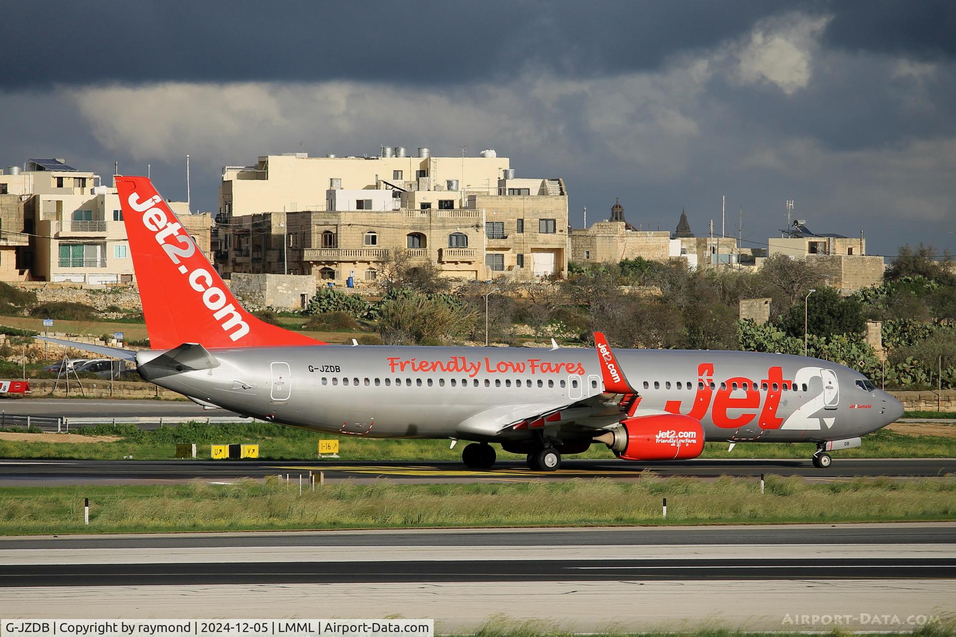 G-JZDB, 2013 Boeing 737-8KN C/N 40261, B737-800 G-JZDB Jet2Com