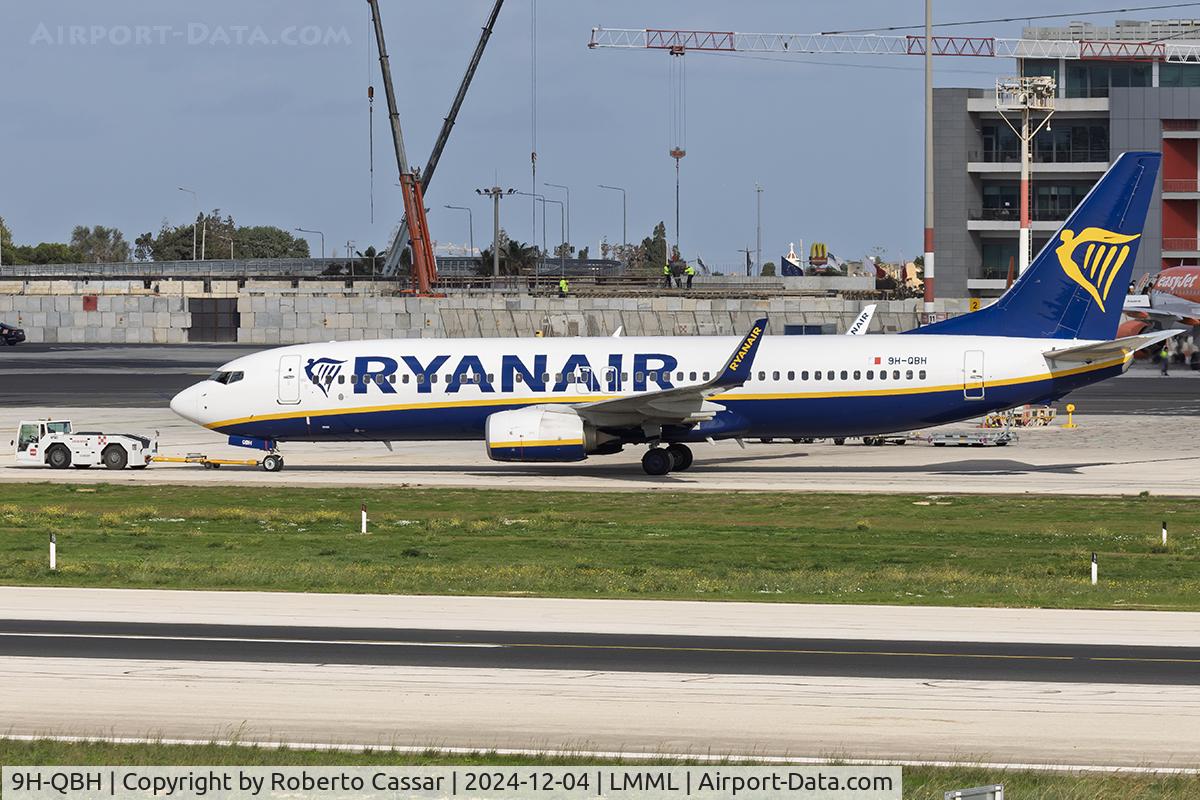 9H-QBH, 2015 Boeing 737-8AS C/N 44703, Park 9