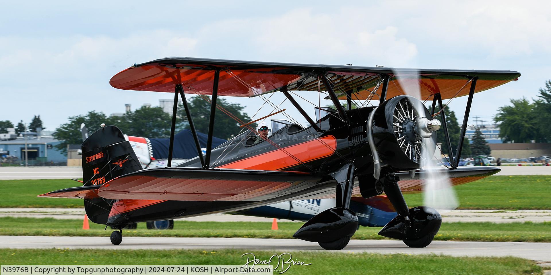 N3976B, 1941 Boeing E75N1 C/N 75-8709, OSHKOSH 24