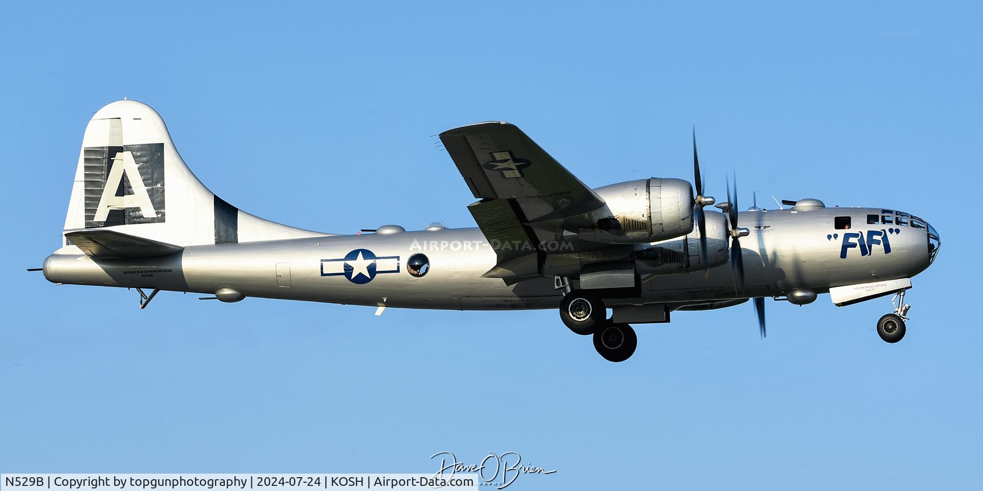N529B, 1944 Boeing B-29A-60-BN Superfortress C/N 11547, FIFI departing for a warbird photo pass
