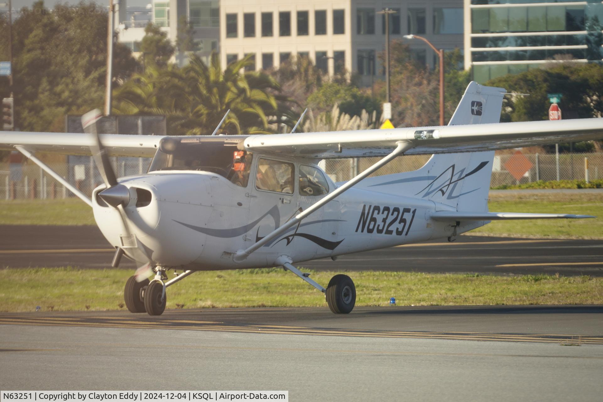 N63251, Cessna 172S C/N 172S10783, San Carlos Airport in California 2024.