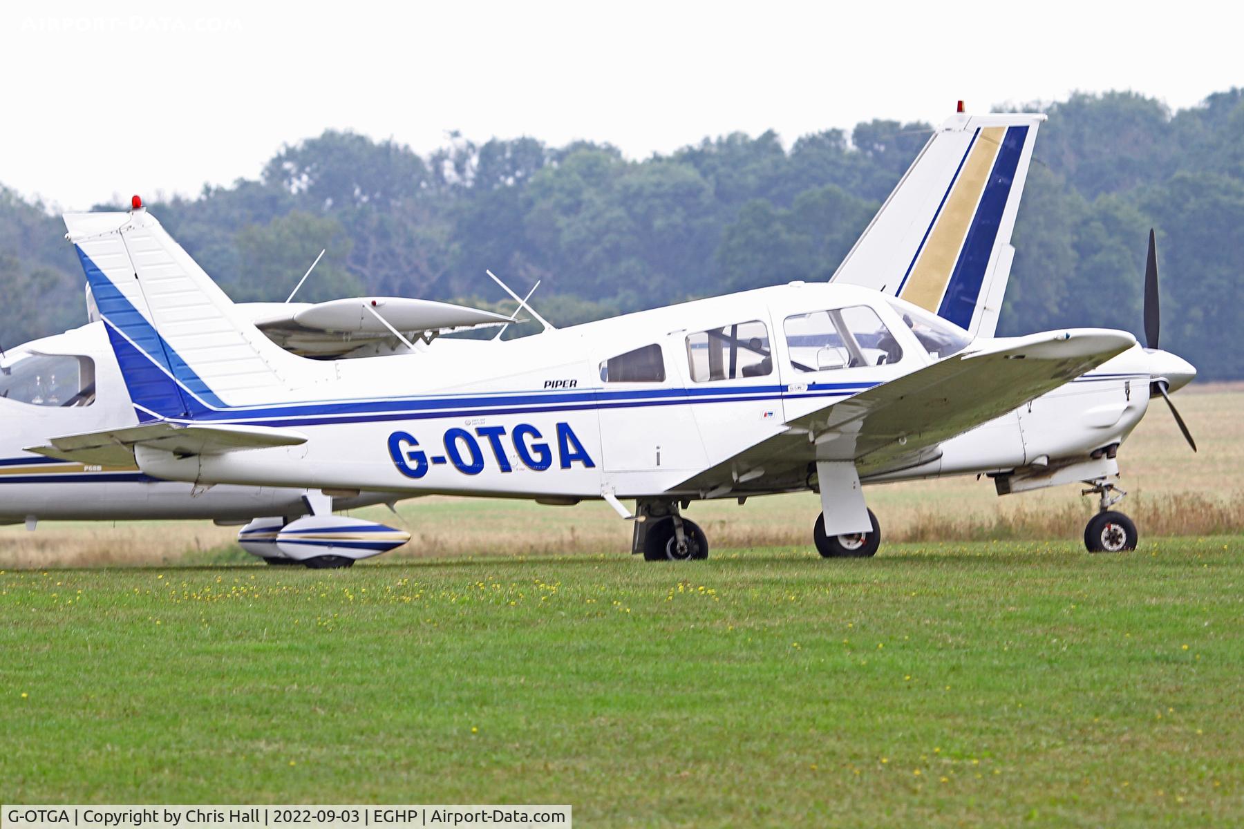 G-OTGA, 1978 Piper PA-28R-201 Cherokee Arrow III C/N 28R-7837281, LAA fly in, Popham
