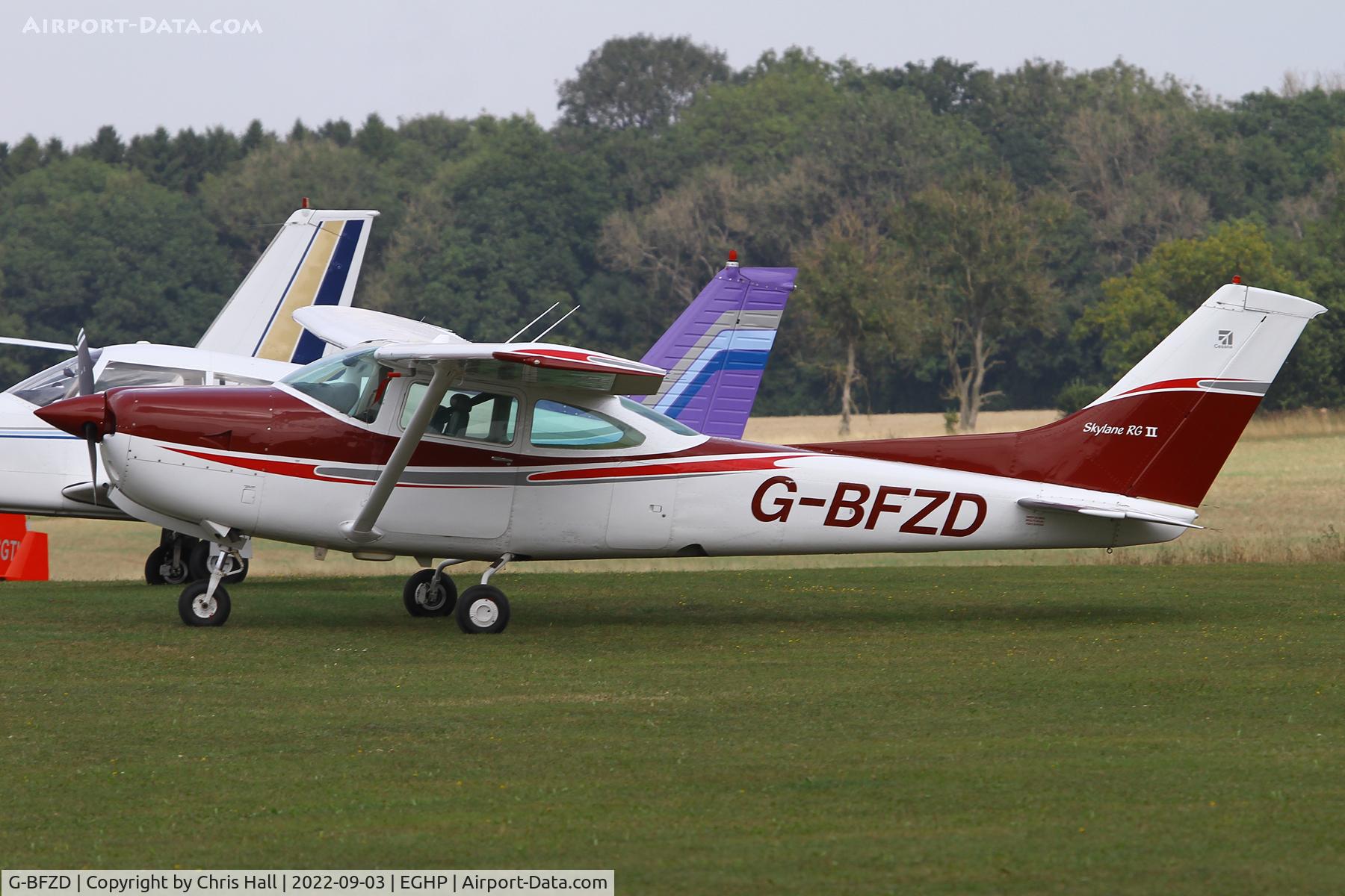 G-BFZD, 1978 Reims Cessna FR182 Skylane RG C/N 0010, LAA fly in, Popham