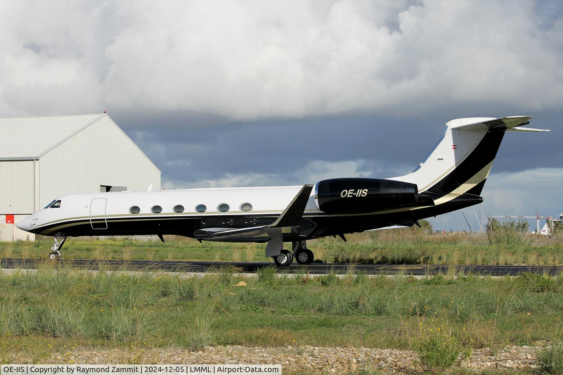 OE-IIS, 1999 Gulfstream Aerospace GV C/N 572, Gulfstream Aerospace GV OE-IIS Central Jets