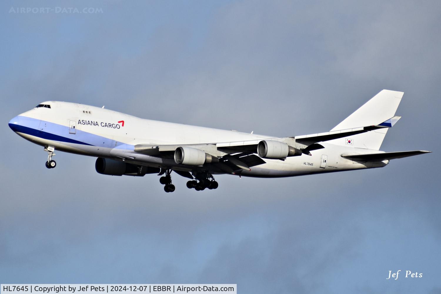 HL7645, 2001 Boeing 747-409F/SCD C/N 30765, Flight OZ587 JFK-BRU.