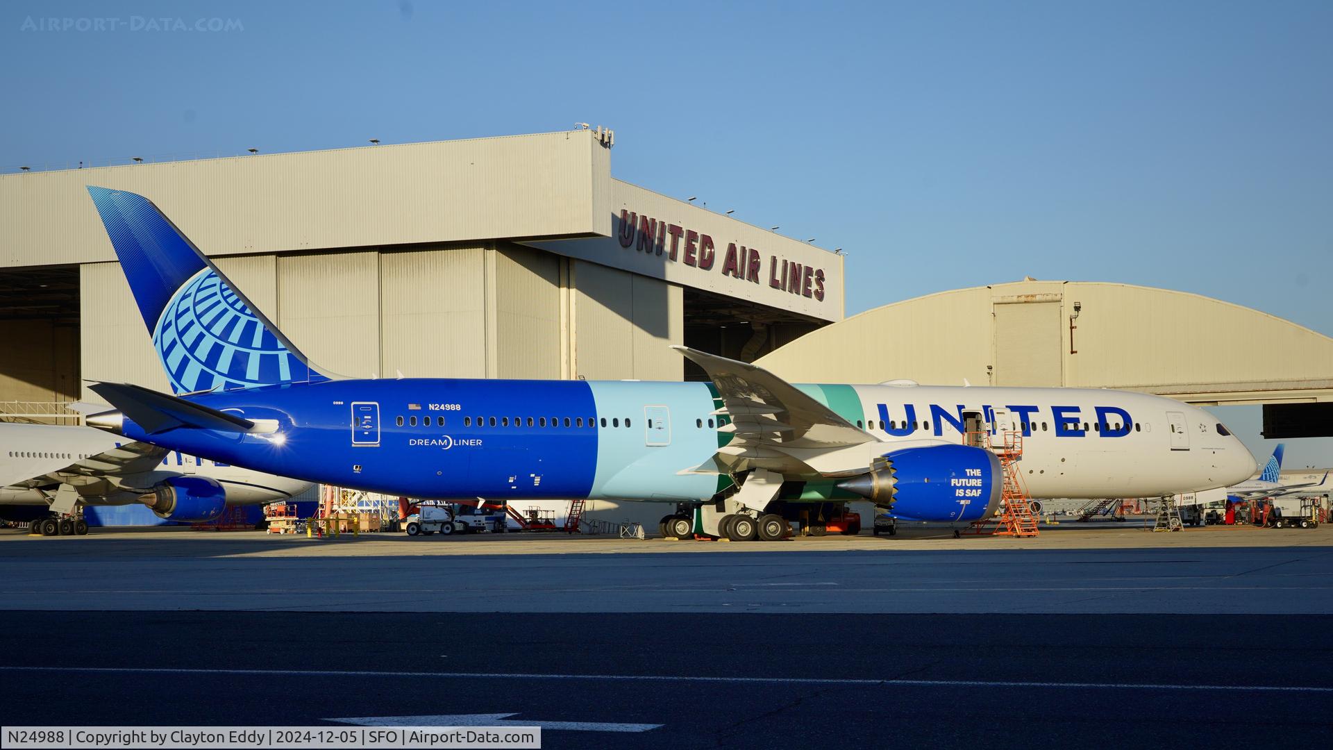 N24988, 2024 Boeing 787-9 Dreamliner SAF paint Dreamliner C/N 37449, SAF, (Sustainable Aviation Fuel), SFO 2024.