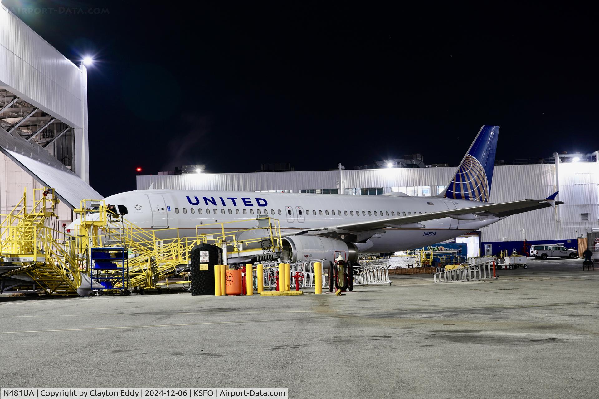 N481UA, 2001 Airbus A320-232 C/N 1559, SFO 2024.