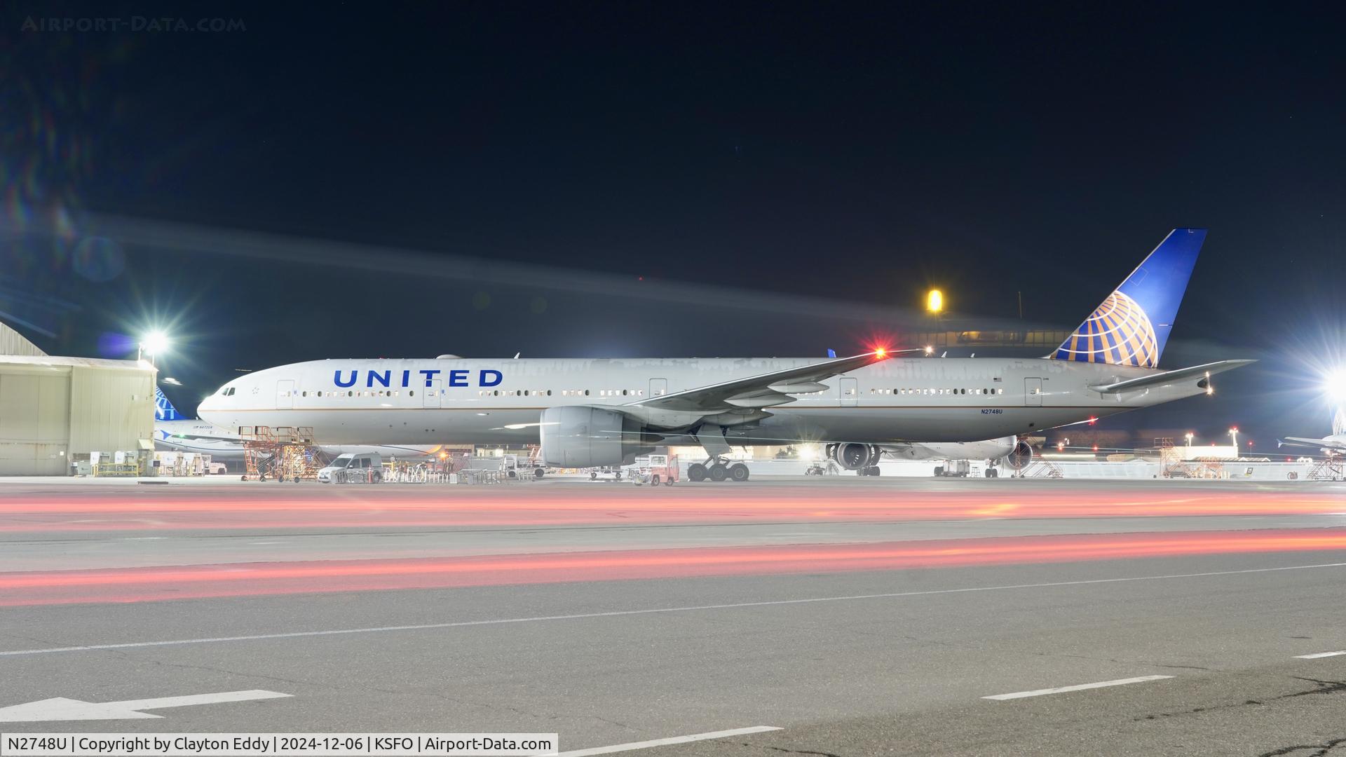 N2748U, 2018 Boeing 777-300/ER C/N 64994, SFO 2024.