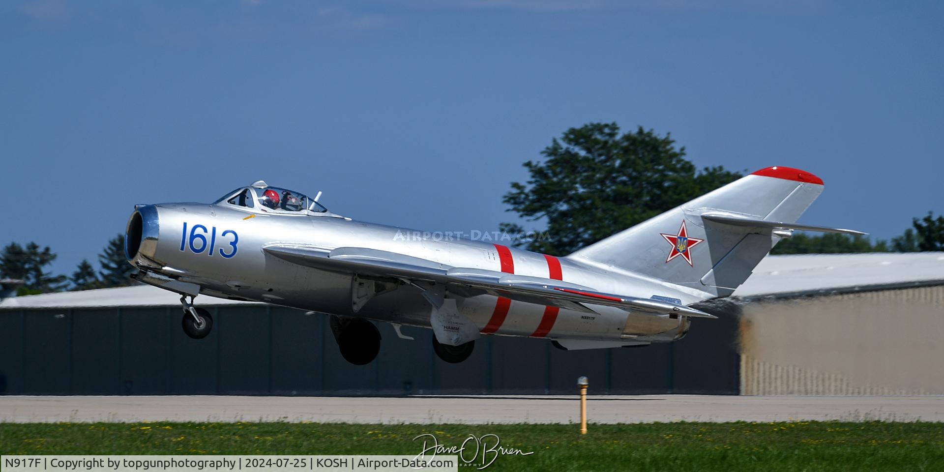 N917F, 1980 Mikoyan-Gurevich MiG-17 C/N 1C1613, 1613 lifting off