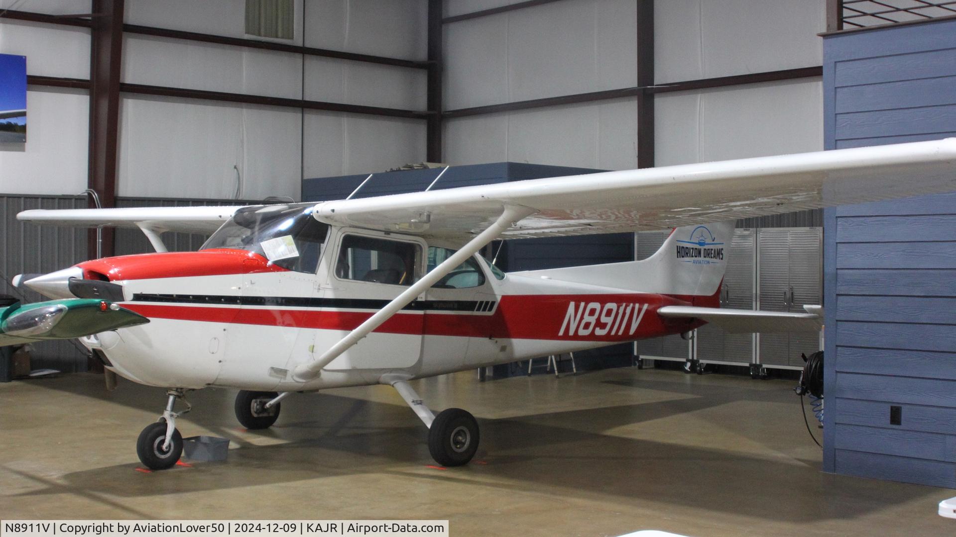 N8911V, 1974 Cessna 172M C/N 17264268, 172M