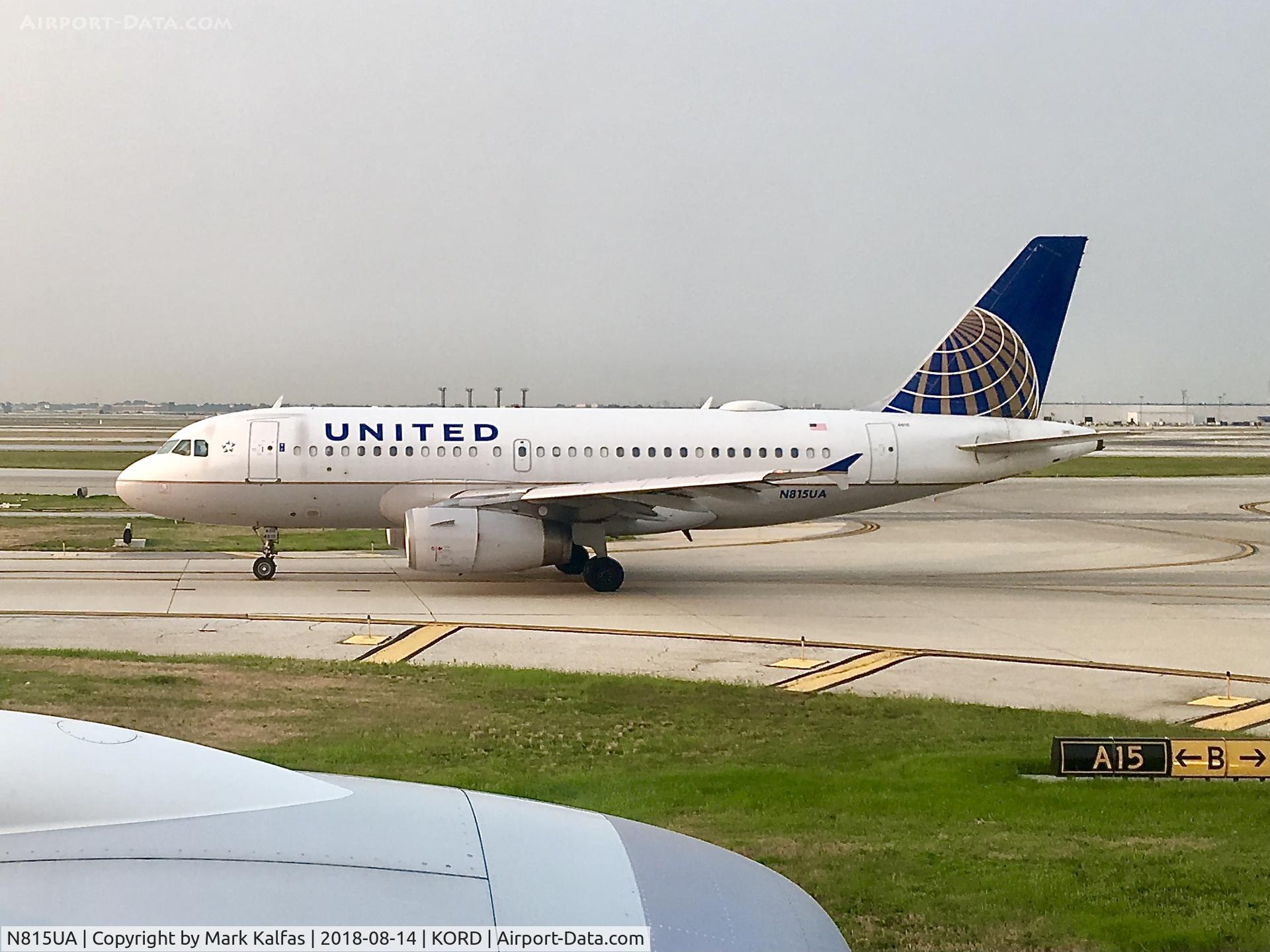 N815UA, 1998 Airbus A319-131 C/N 867, A319 United Airlines Airbus A319-131, N815UA TWY A15 KORD