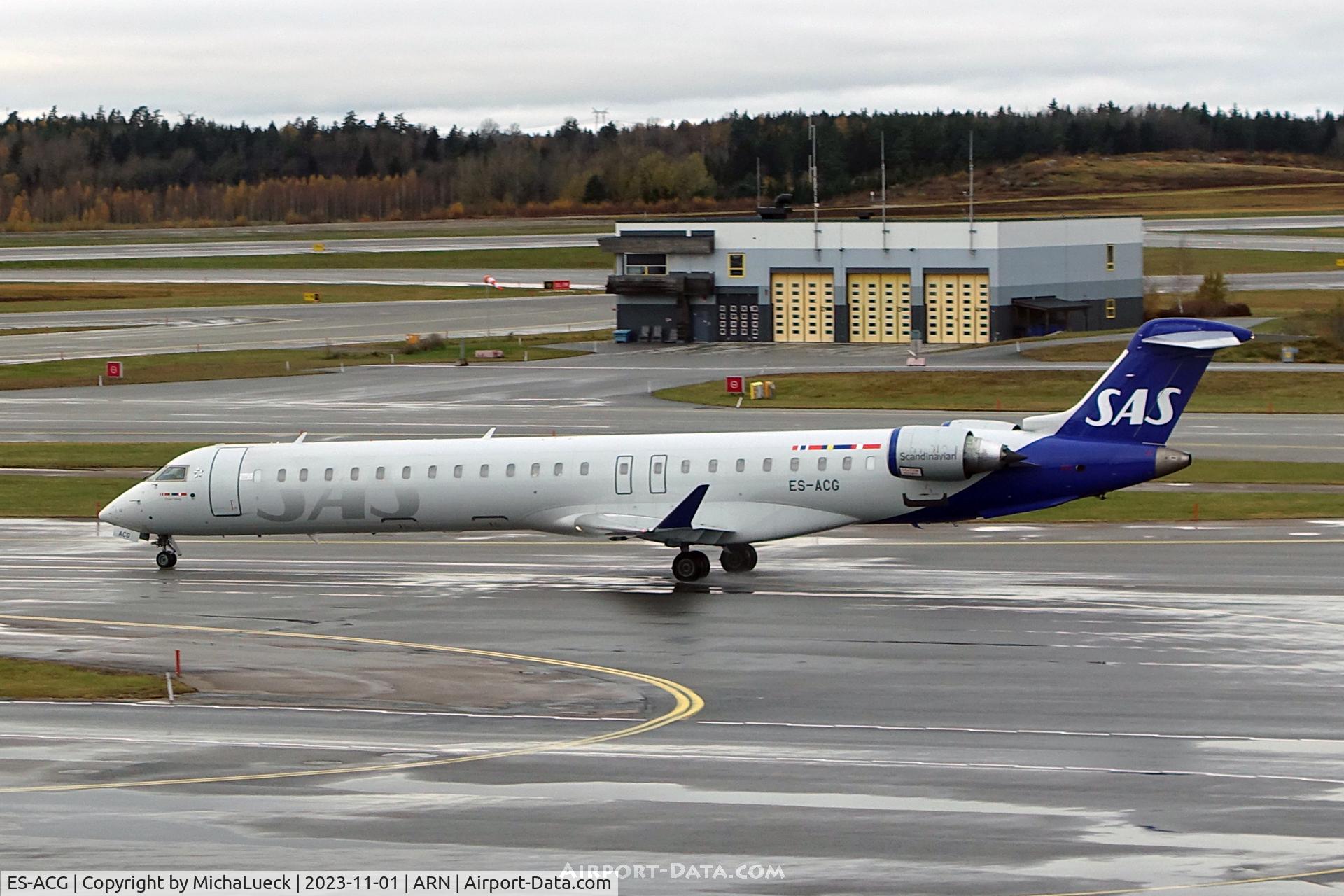 ES-ACG, 2012 Bombardier CRJ-900 NG (CL-600-2D24) C/N 15277, Ar Arlanda