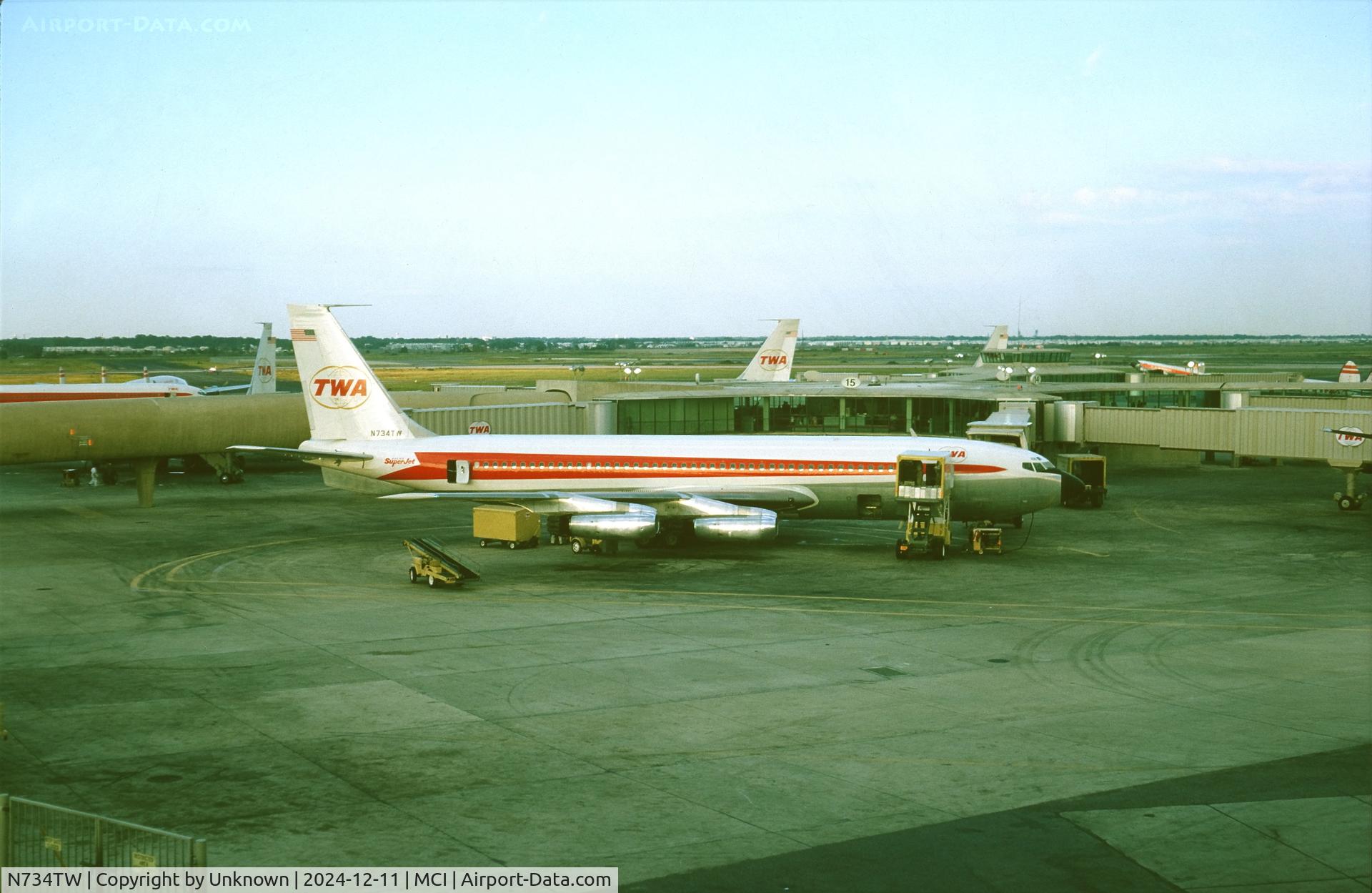 N734TW, 1959 Boeing 707-131 C/N 17661, MCI 1960s