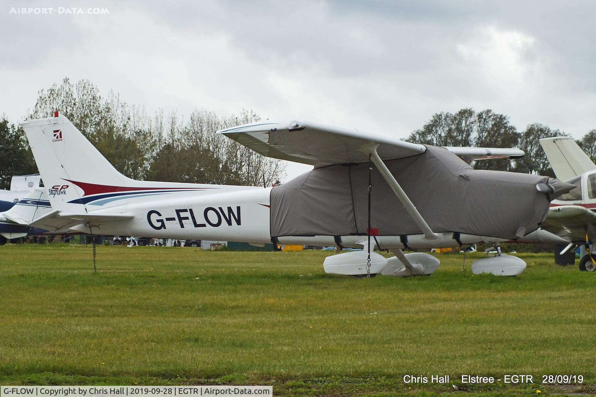 G-FLOW, 2004 Cessna 172S C/N 172S9677, Elstree