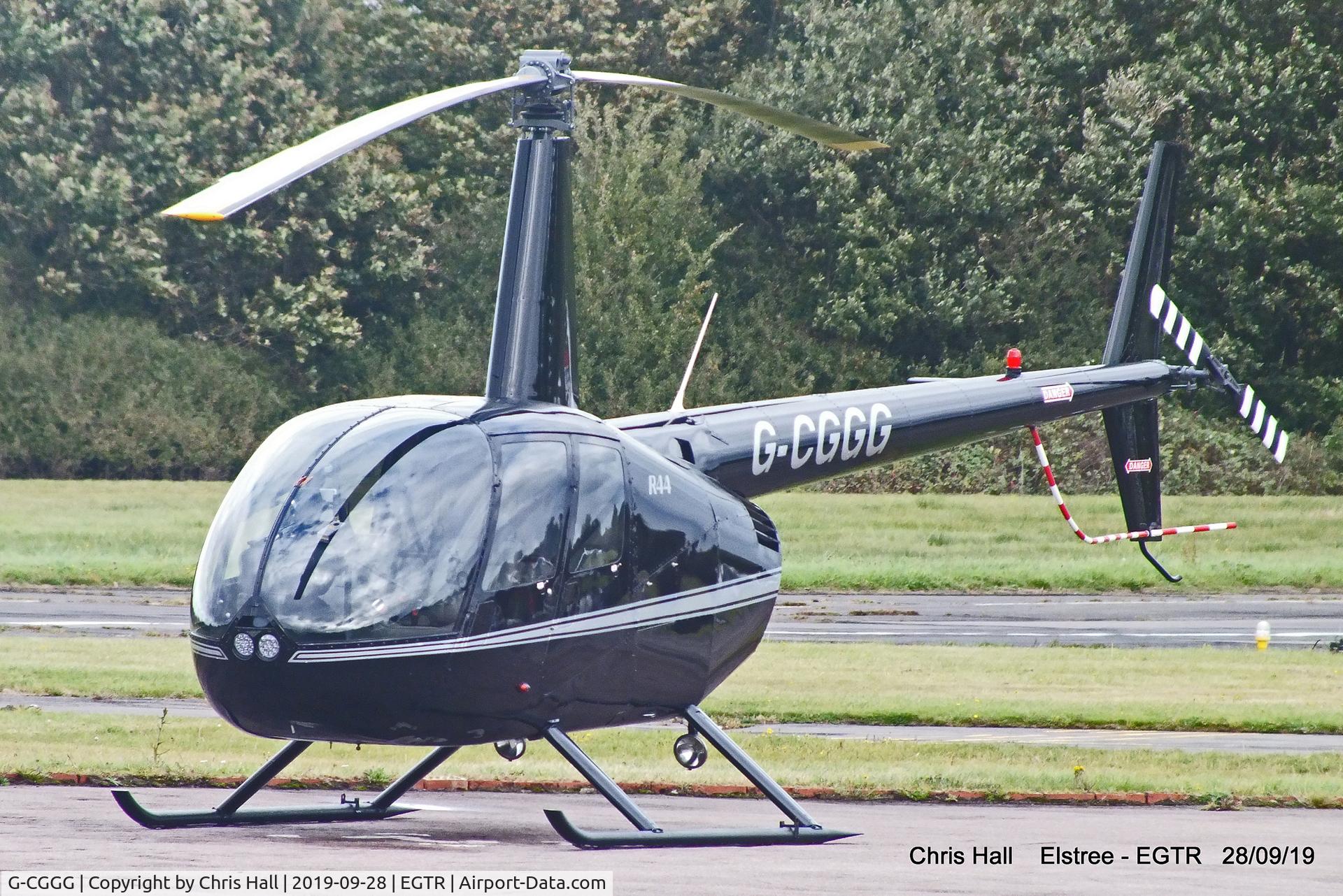 G-CGGG, 1999 Robinson R44 Astro C/N 0626, Elstree