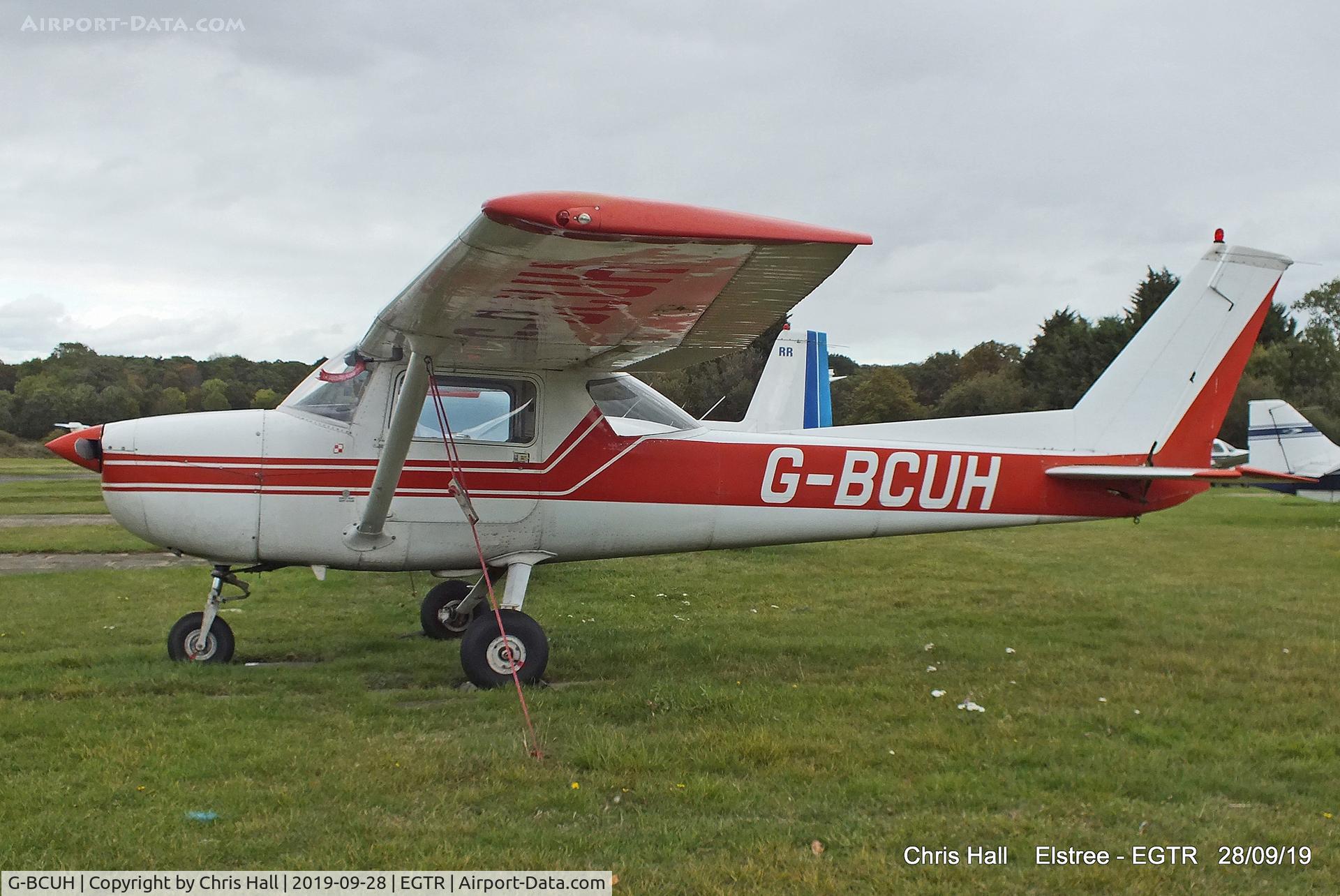 G-BCUH, 1975 Cessna F150M C/N 1195, Elstree