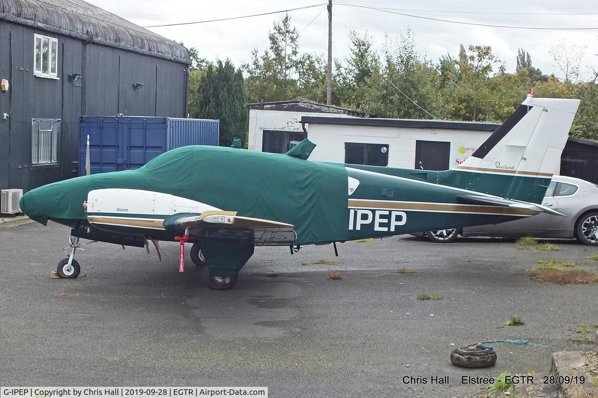 G-IPEP, 1979 Beech 95-B55 Baron Baron C/N TC-2259, Elstree