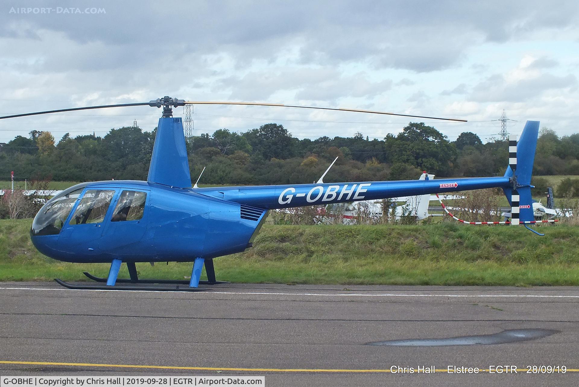G-OBHE, 1997 Robinson R44 Astro C/N 0381, Elstree