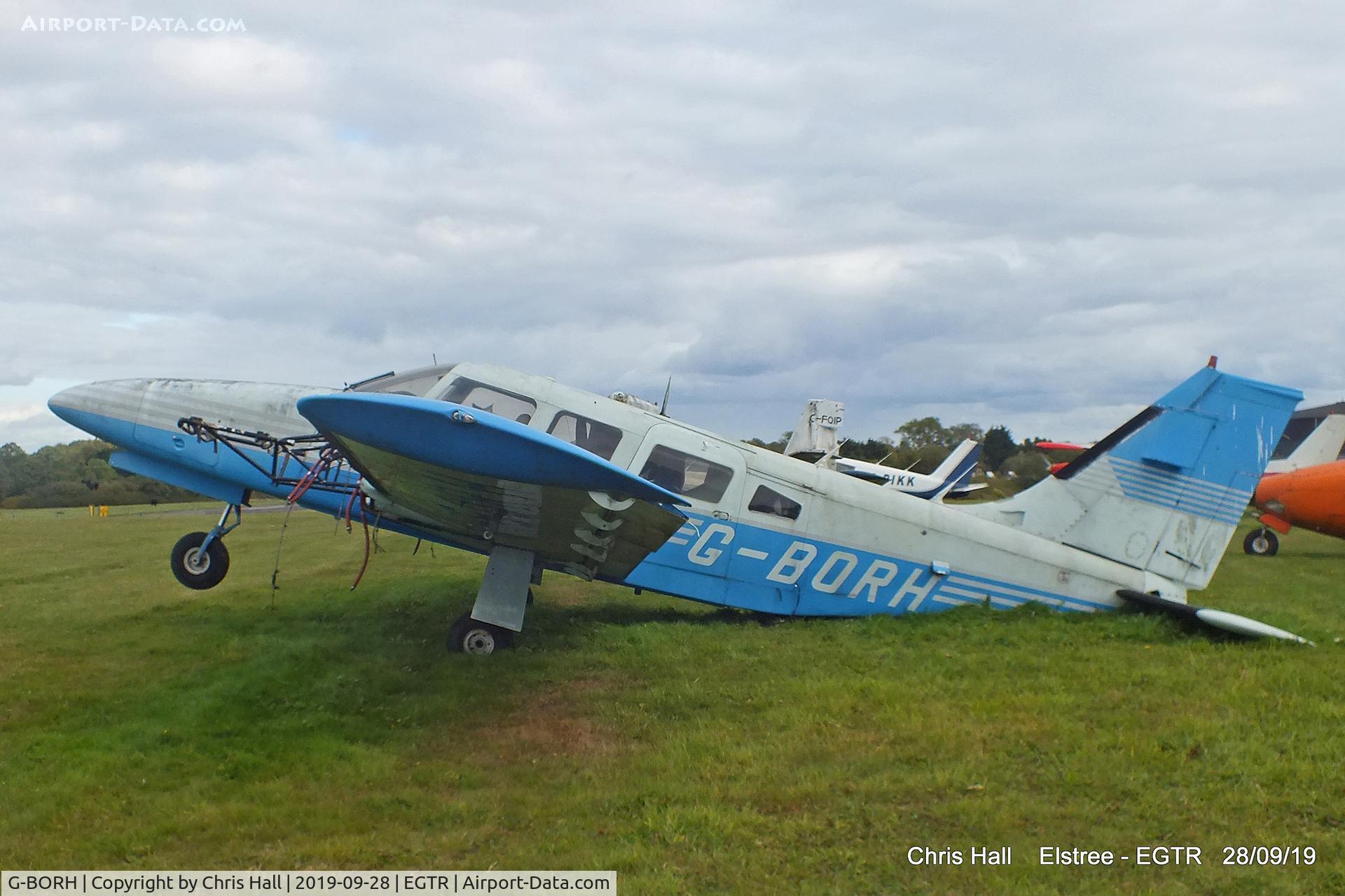 G-BORH, 1980 Piper PA-34-200T Seneca II C/N 34-8070352, Elstree