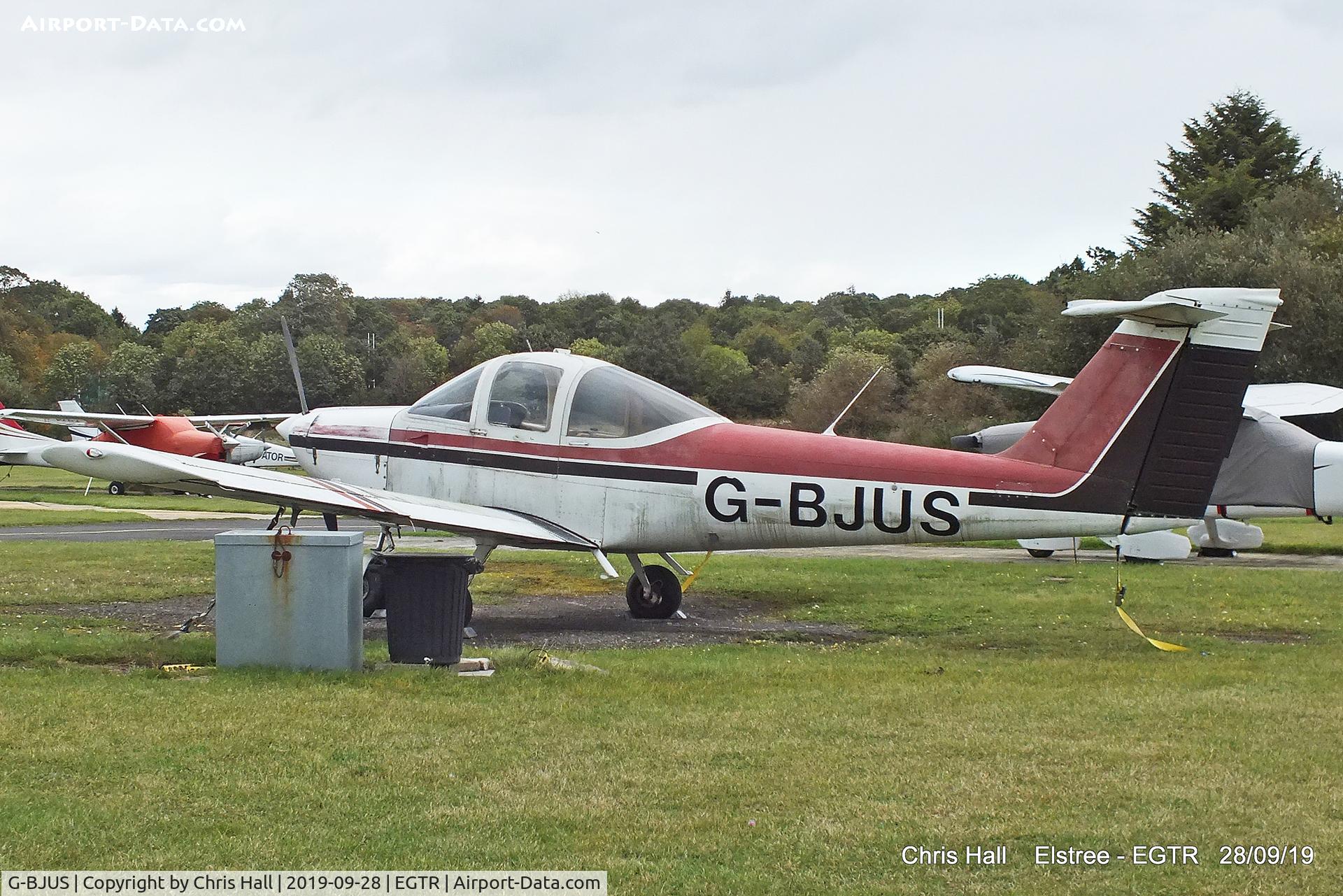 G-BJUS, 1980 Piper PA-38-112 Tomahawk Tomahawk C/N 38-80A0065, Elstree