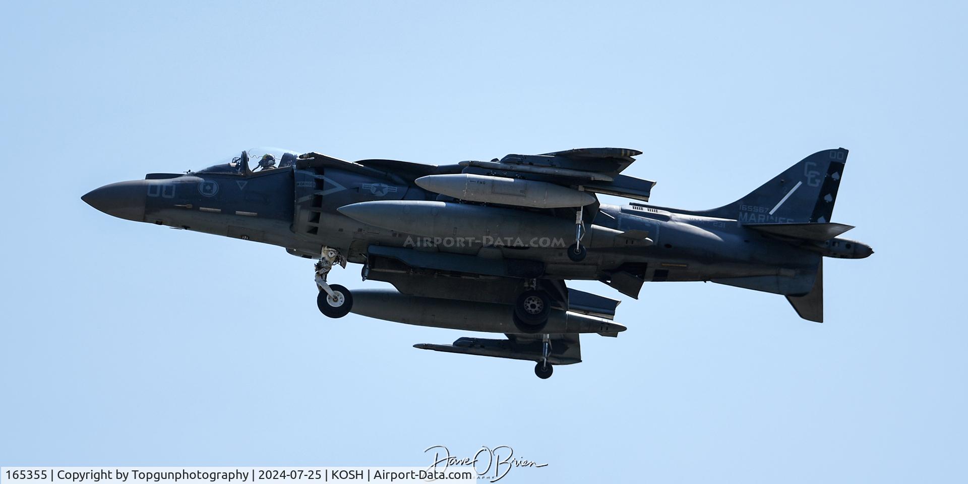 165355, Boeing AV-8B+(R)-25-MC Harrier II Plus C/N B272, SPADE1 setting up to land further down the RW