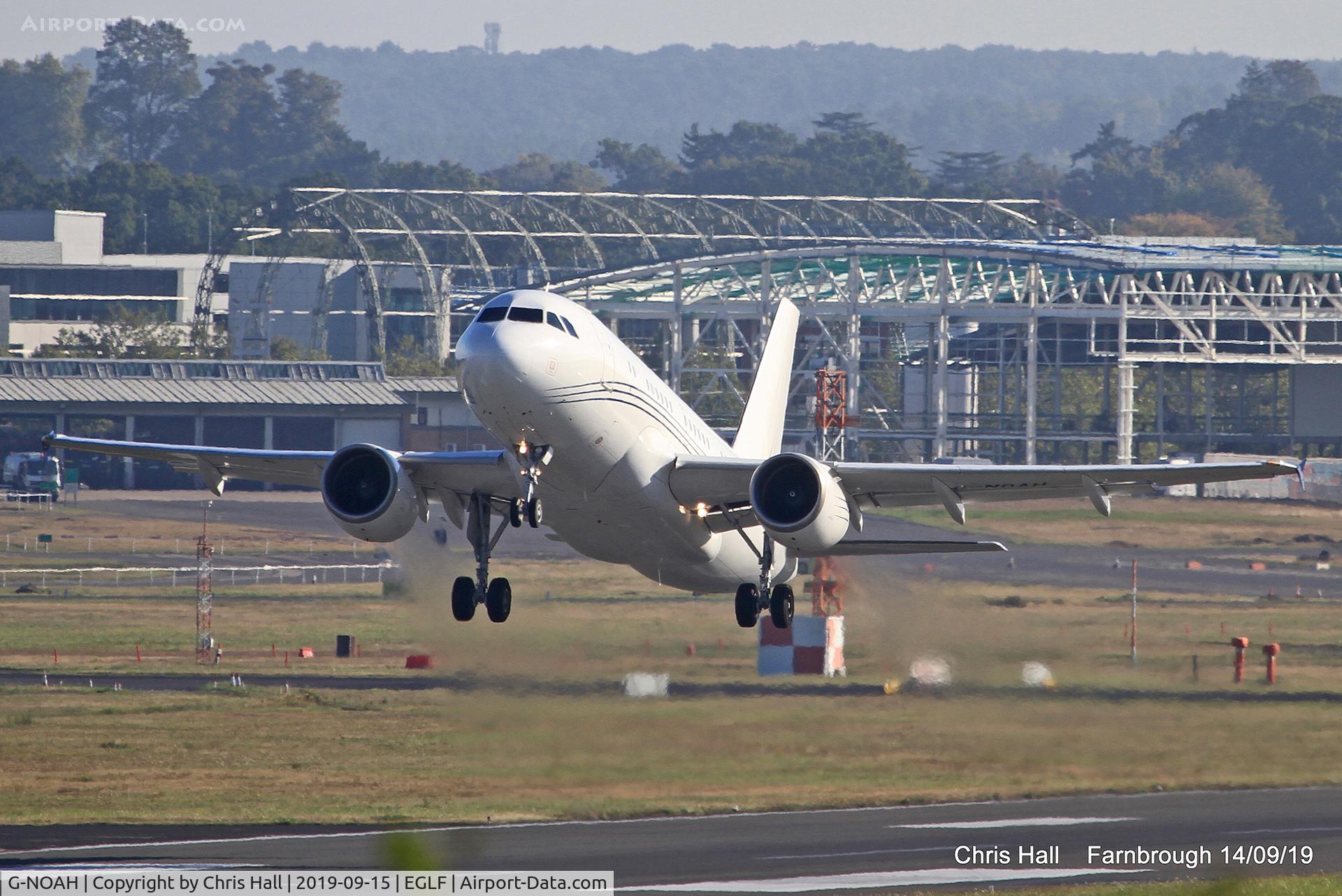G-NOAH, 2009 Airbus A319-115CJ C/N 3826, Farnborough