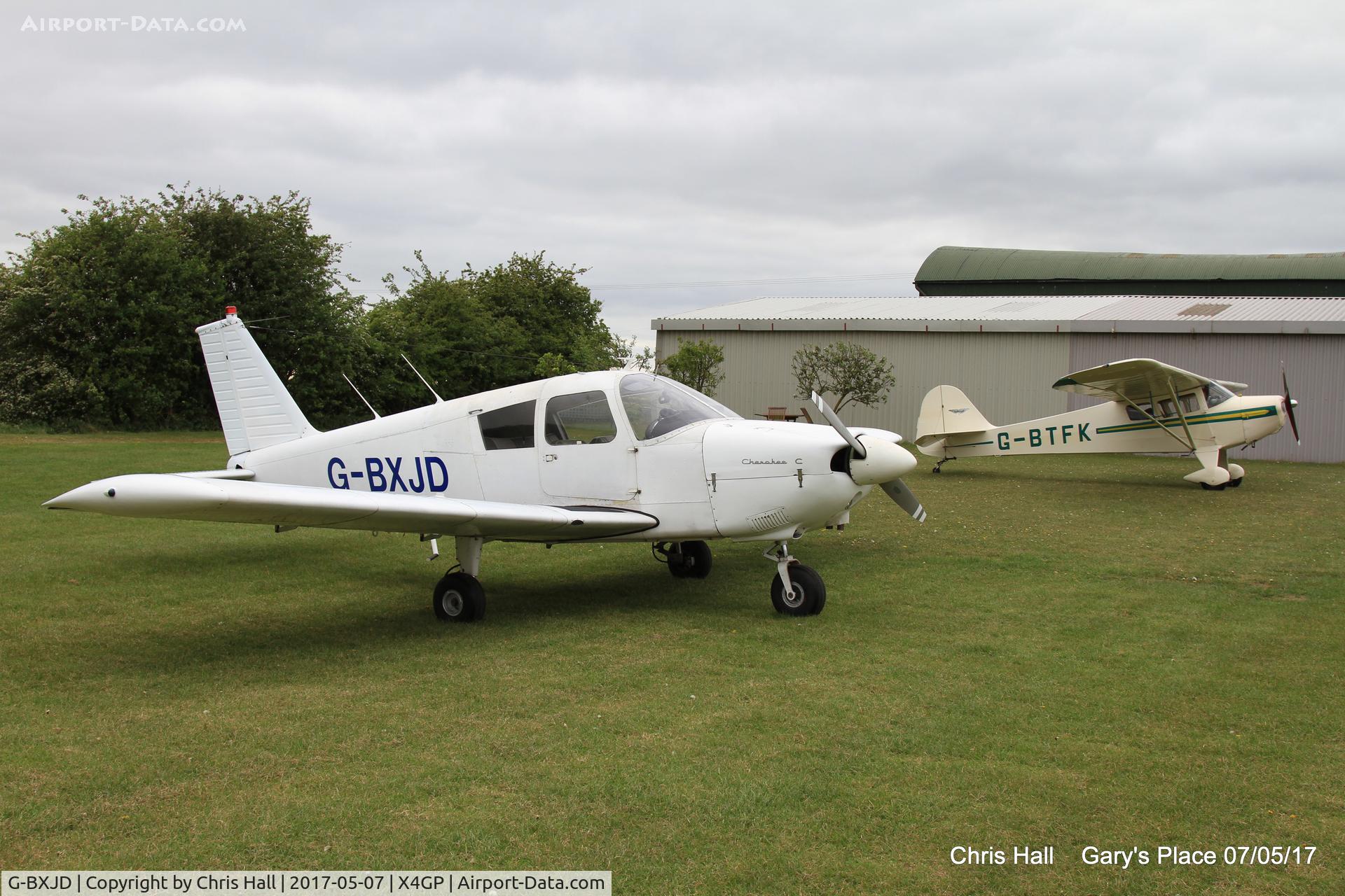 G-BXJD, 1967 Piper PA-28-180 Cherokee C/N 28-4215, on a private strip in Lincolnshire