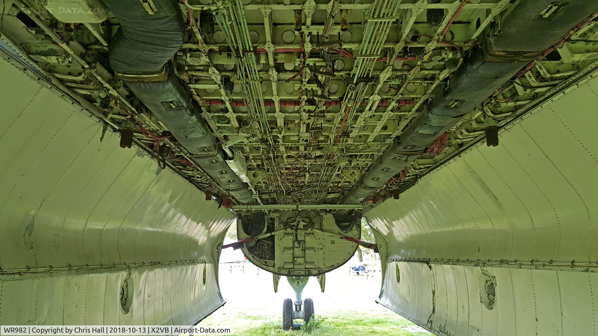 WR982, 1958 Avro 716 Shackleton MR.3/3 C/N 8106M, Gatwick Aviation Museum