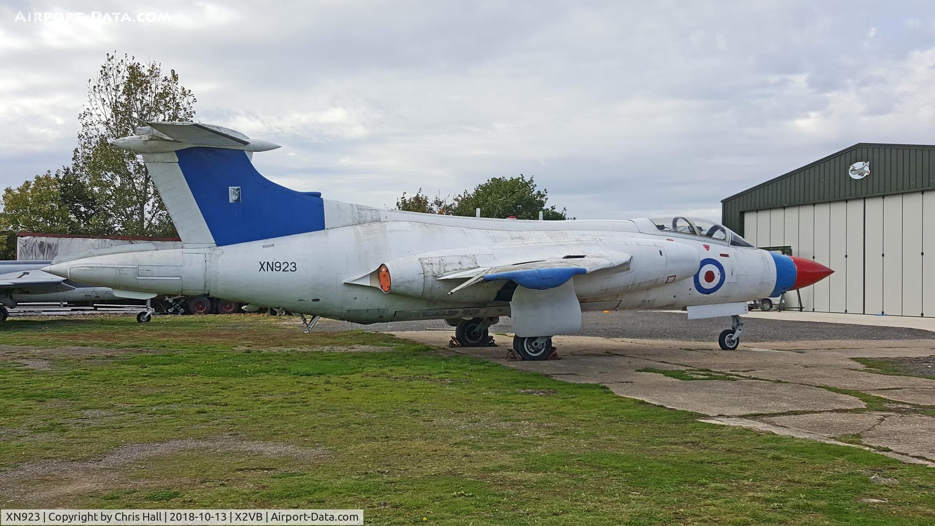 XN923, 1962 Blackburn Buccaneer S.1 C/N B3-03-61, Gatwick Aviation Museum