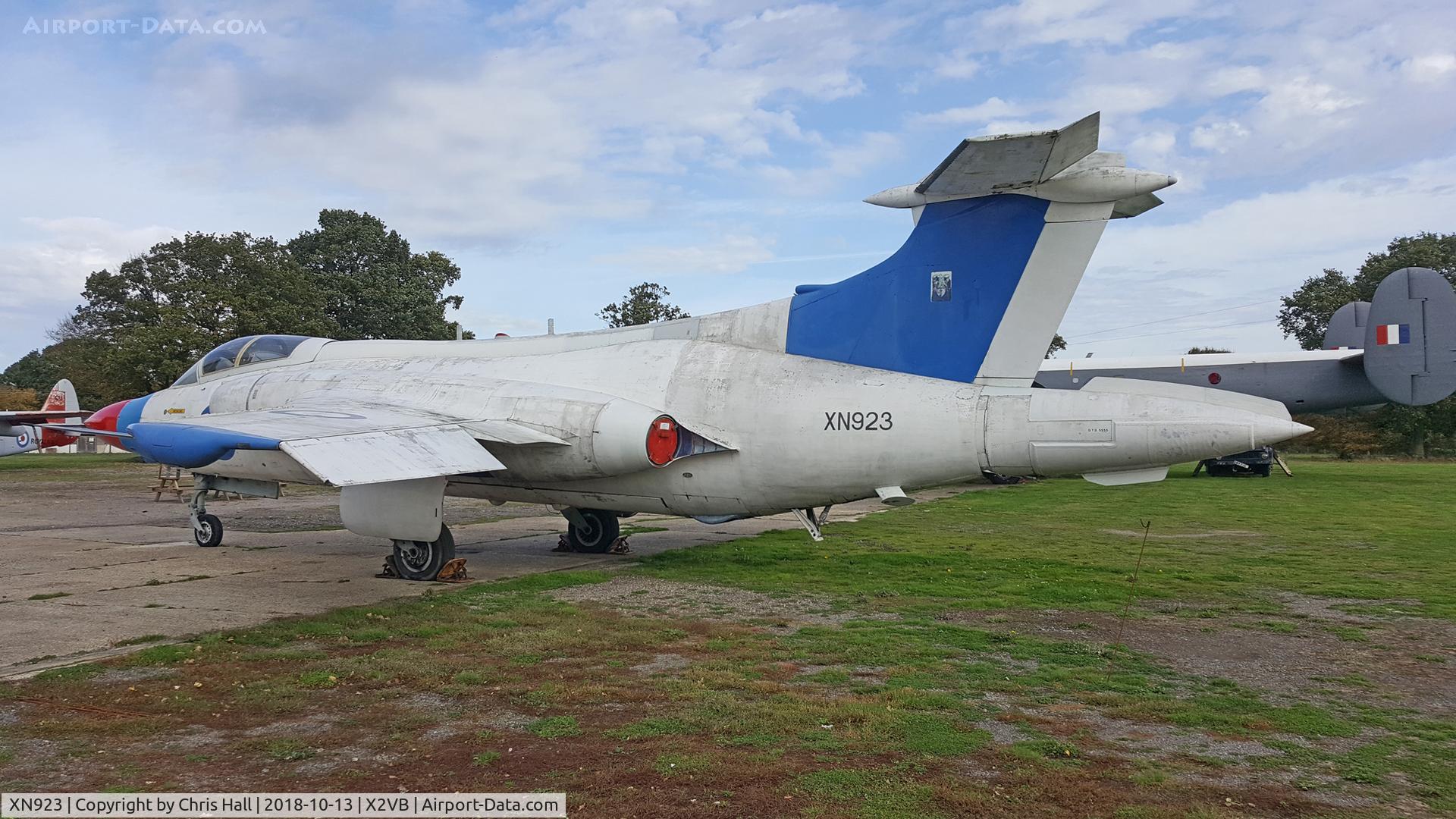 XN923, 1962 Blackburn Buccaneer S.1 C/N B3-03-61, Gatwick Aviation Museum